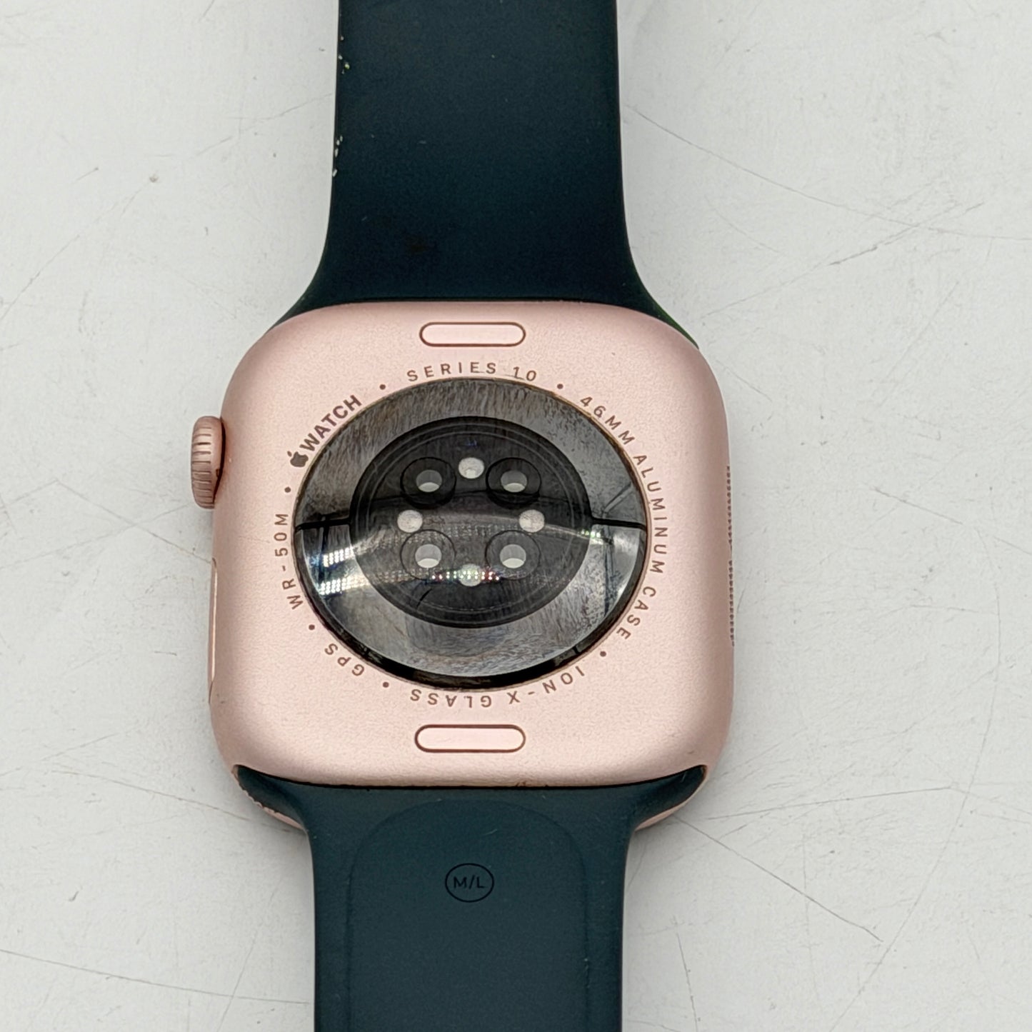 Apple Watch Series 10 46mm GPS Gold Aluminum A2999
