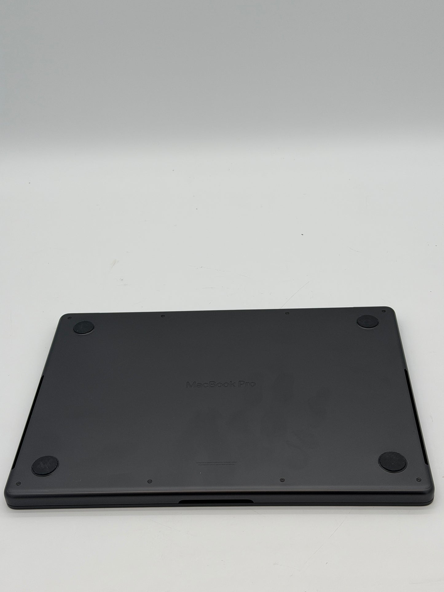 2023 Apple MacBook Pro 14" M3 Pro 14C GPU 4.0GHz 18GB RAM 512GB SSD A2992