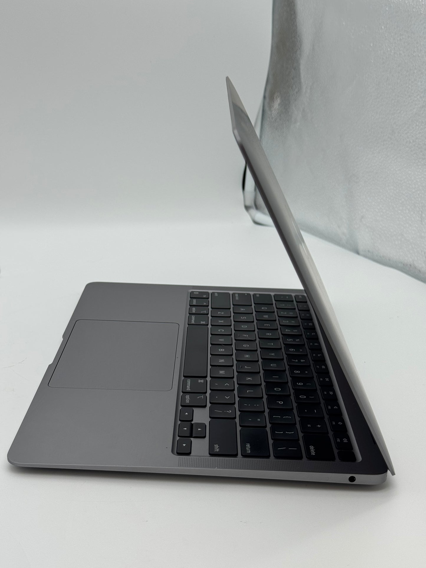 Apple Macbook Air M1 A2337 2020 - Space Gray - 256GB