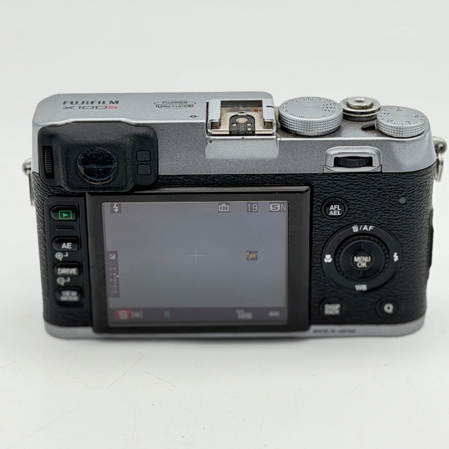 Fujifilm X100S 16.3MP Custom Color Camera - Tested SN 34M03103 NO CHARGER