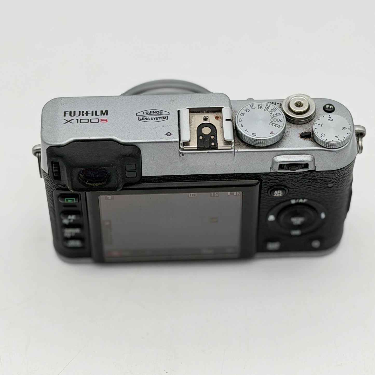 Fujifilm X100S 16.3MP Custom Color Camera - Tested SN 34M03103 NO CHARGER