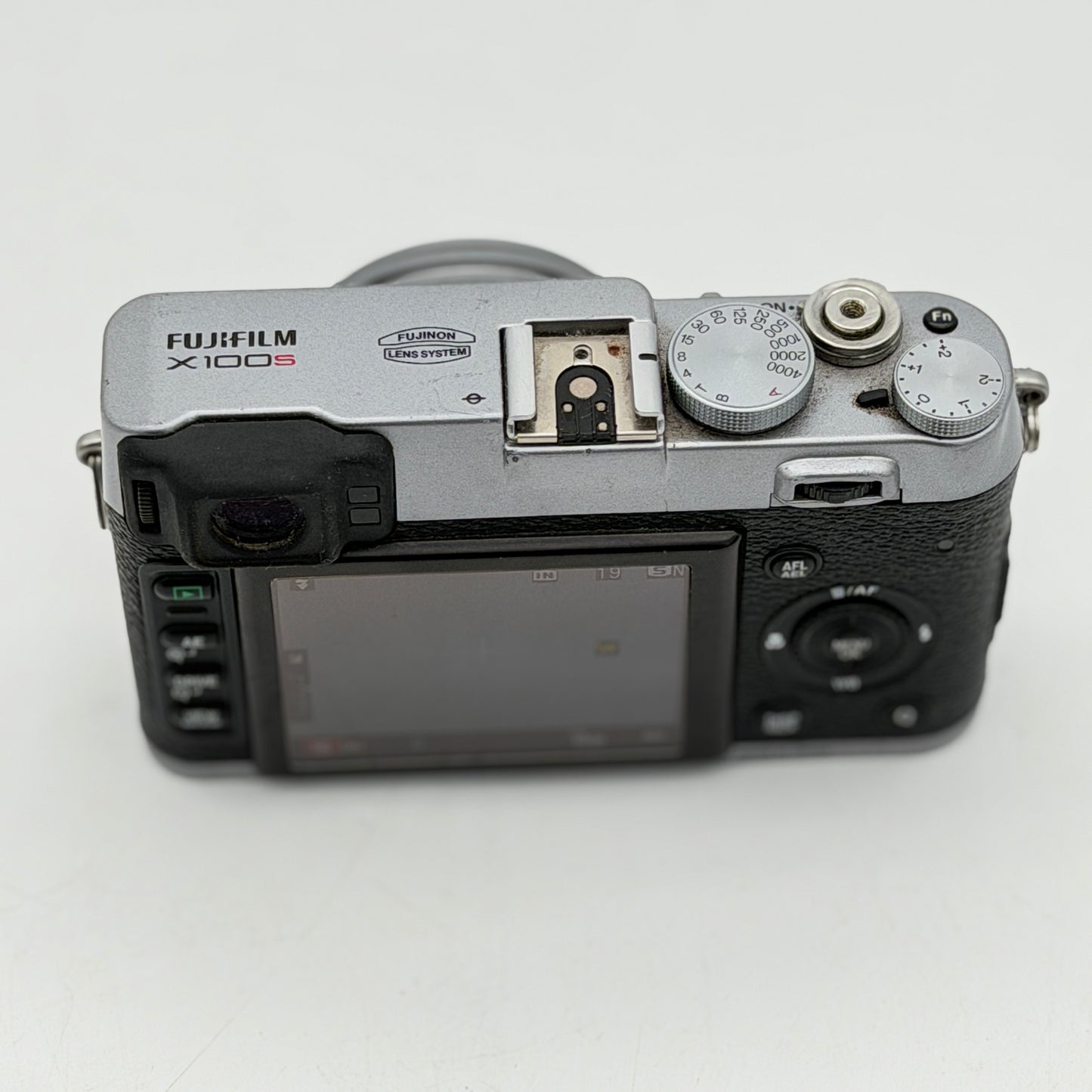 Fujifilm X100S 16.3MP Custom Color Camera - Tested SN 34M03103 NO CHARGER