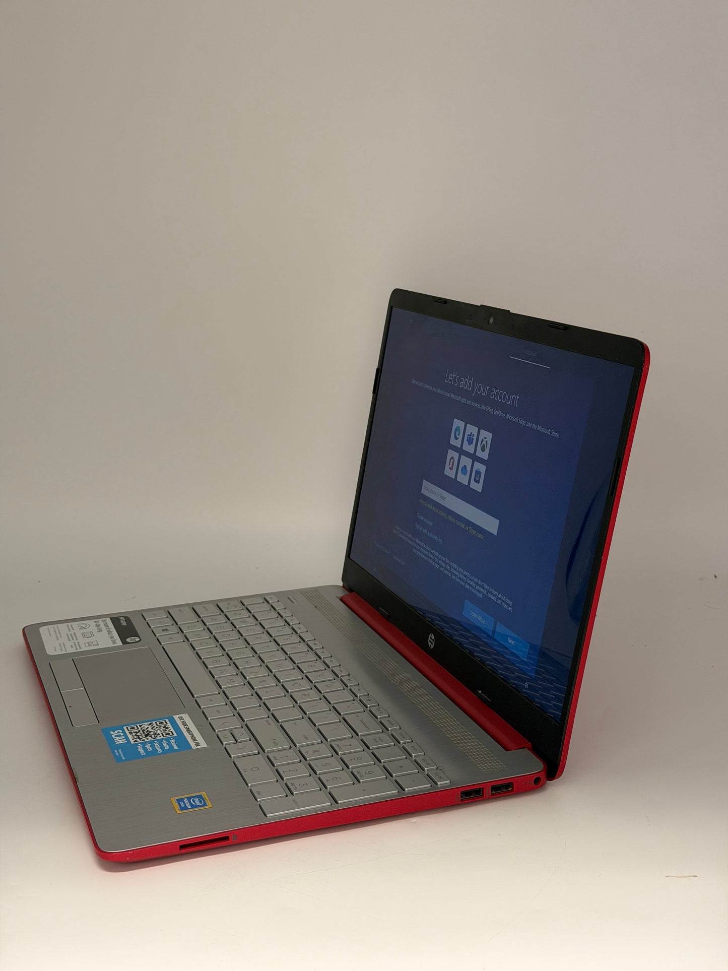 HP Notebook 15-DW1083WM 15.6" Intel Pentium 6405U 4GB RAM 128GB SSD