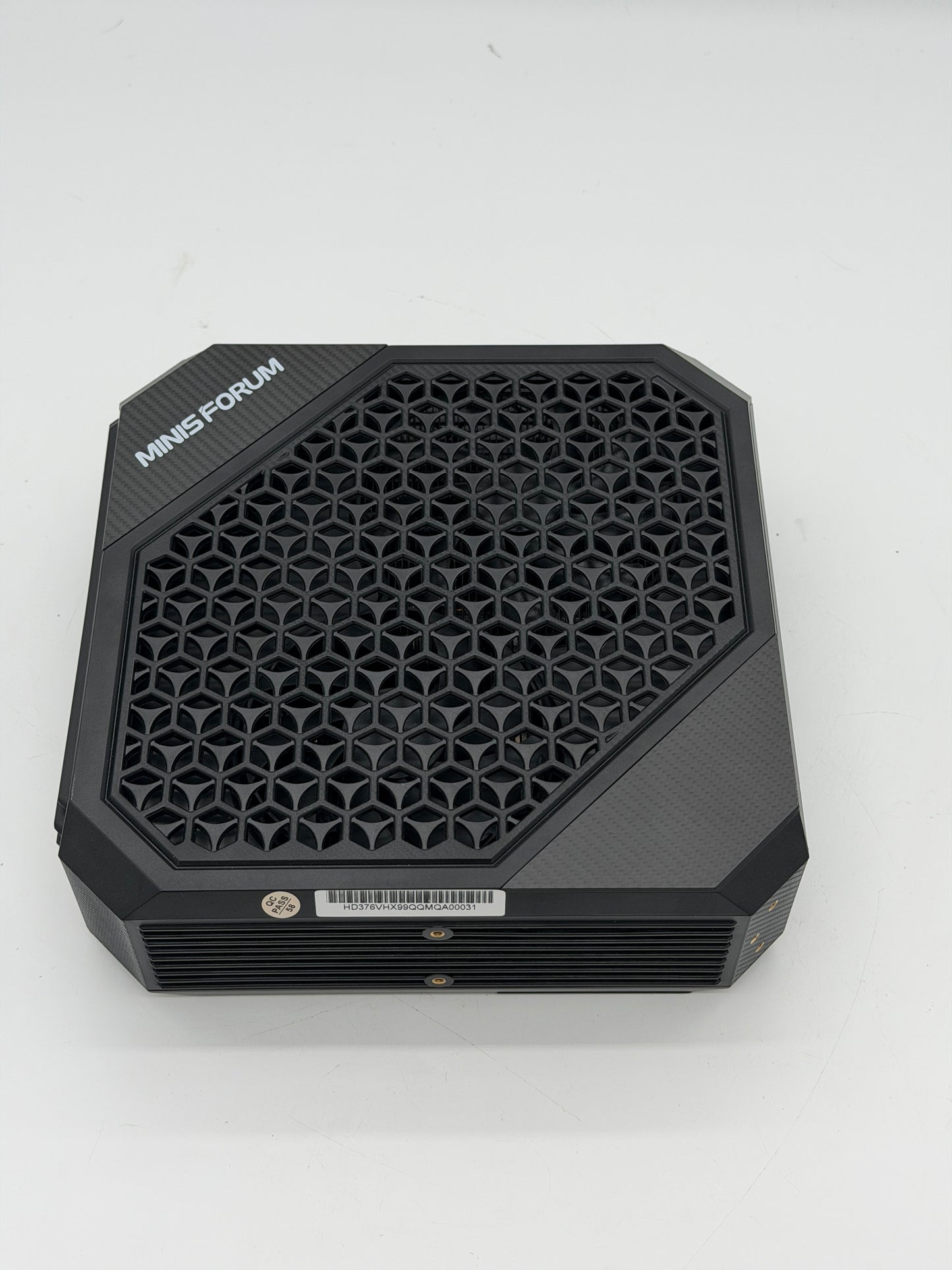 MINISFORUM Neptune Series HX99G Mini PC AMD Ryzen 9 6900HX