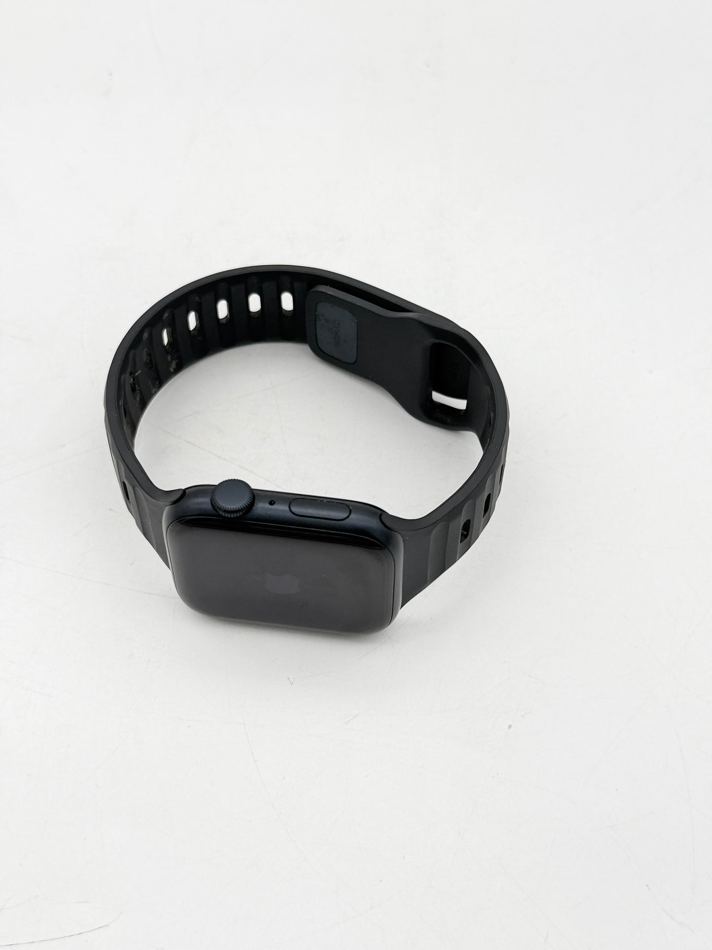 Apple Watch SE 3rd Generation 44mm GPS Only A3325 Used - Aluminum Smartwatch