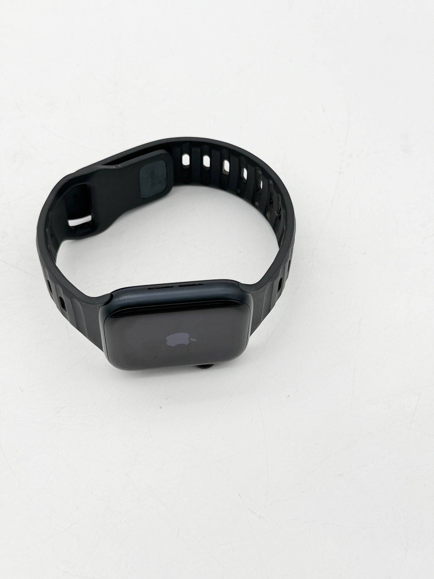 Apple Watch SE 3rd Generation 44mm GPS Only A3325 Used - Aluminum Smartwatch