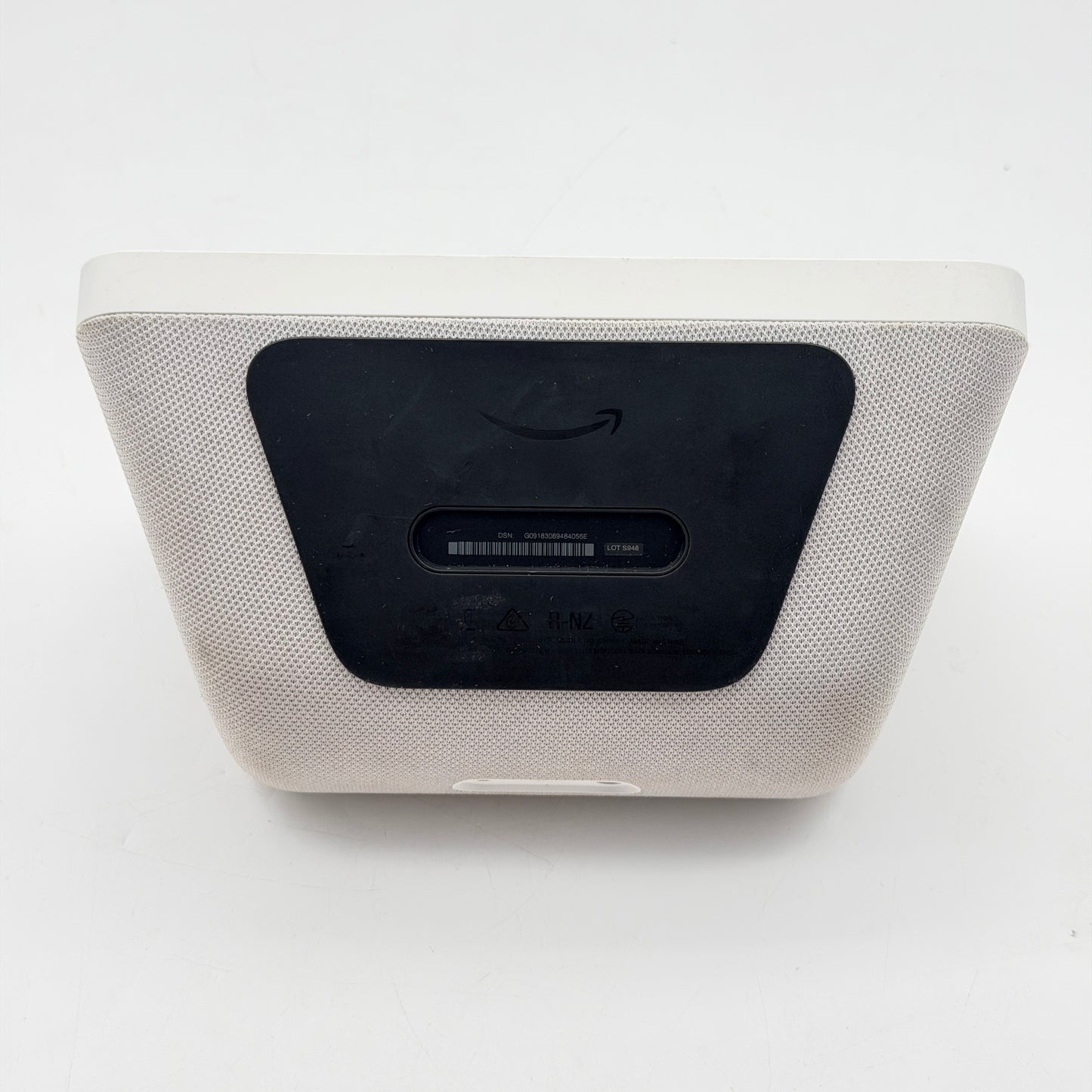 Amazon Echo Show 8 1st Gen Smart Display C7H6N3 Sandstone White Alexa Tested