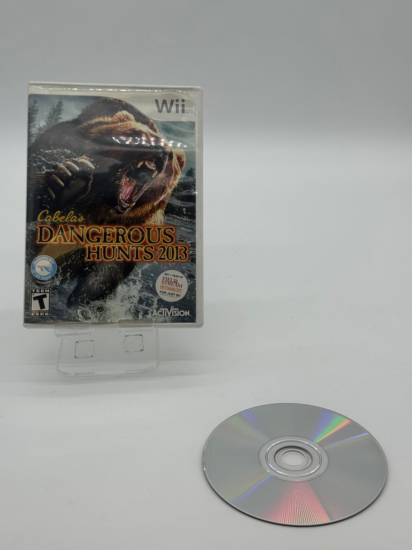 Wii Cabela's Dangerous Hunts 2013 Video Game with Box