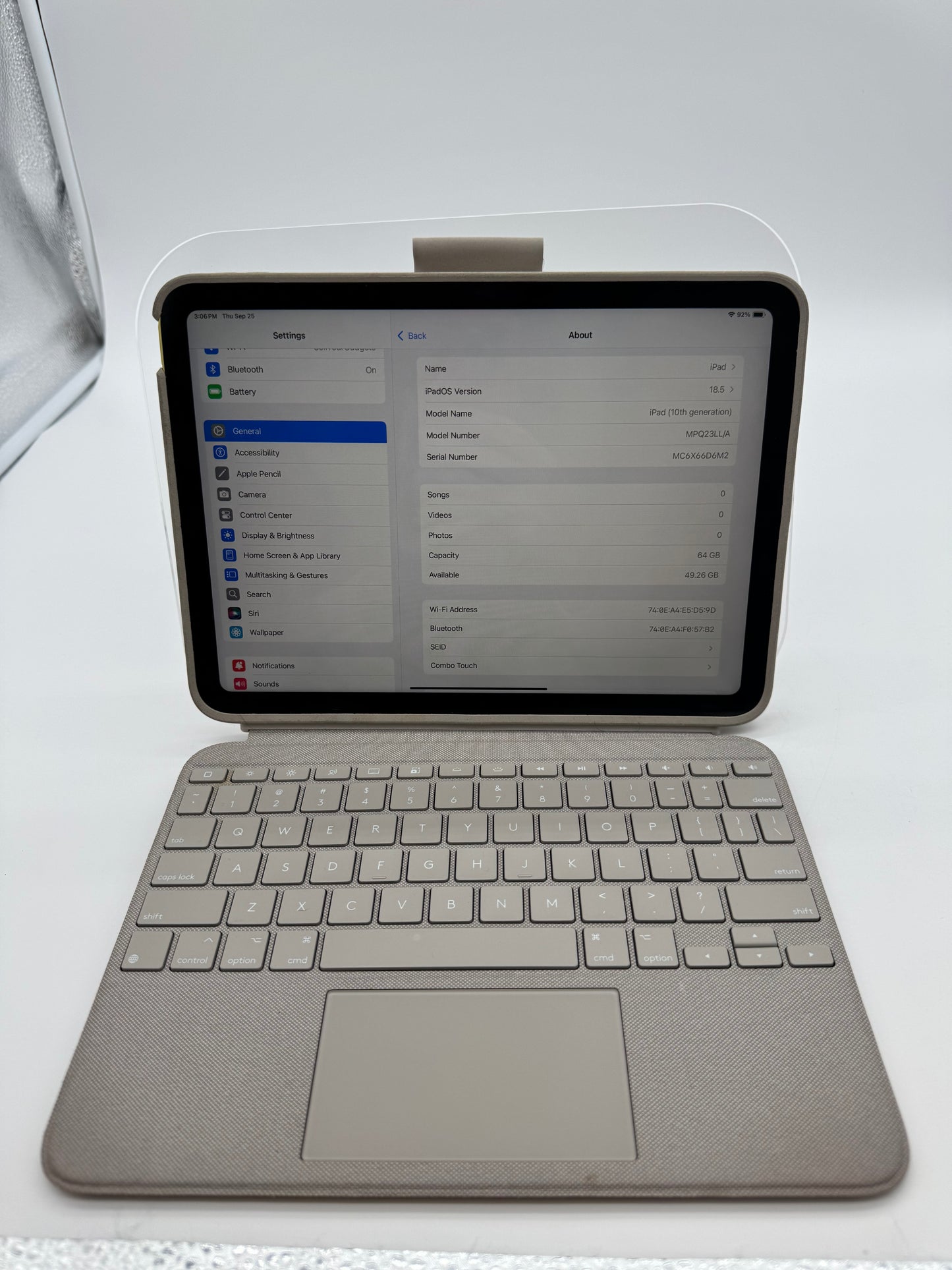 Apple iPad (10th Gen) A2696 64GB WiFi