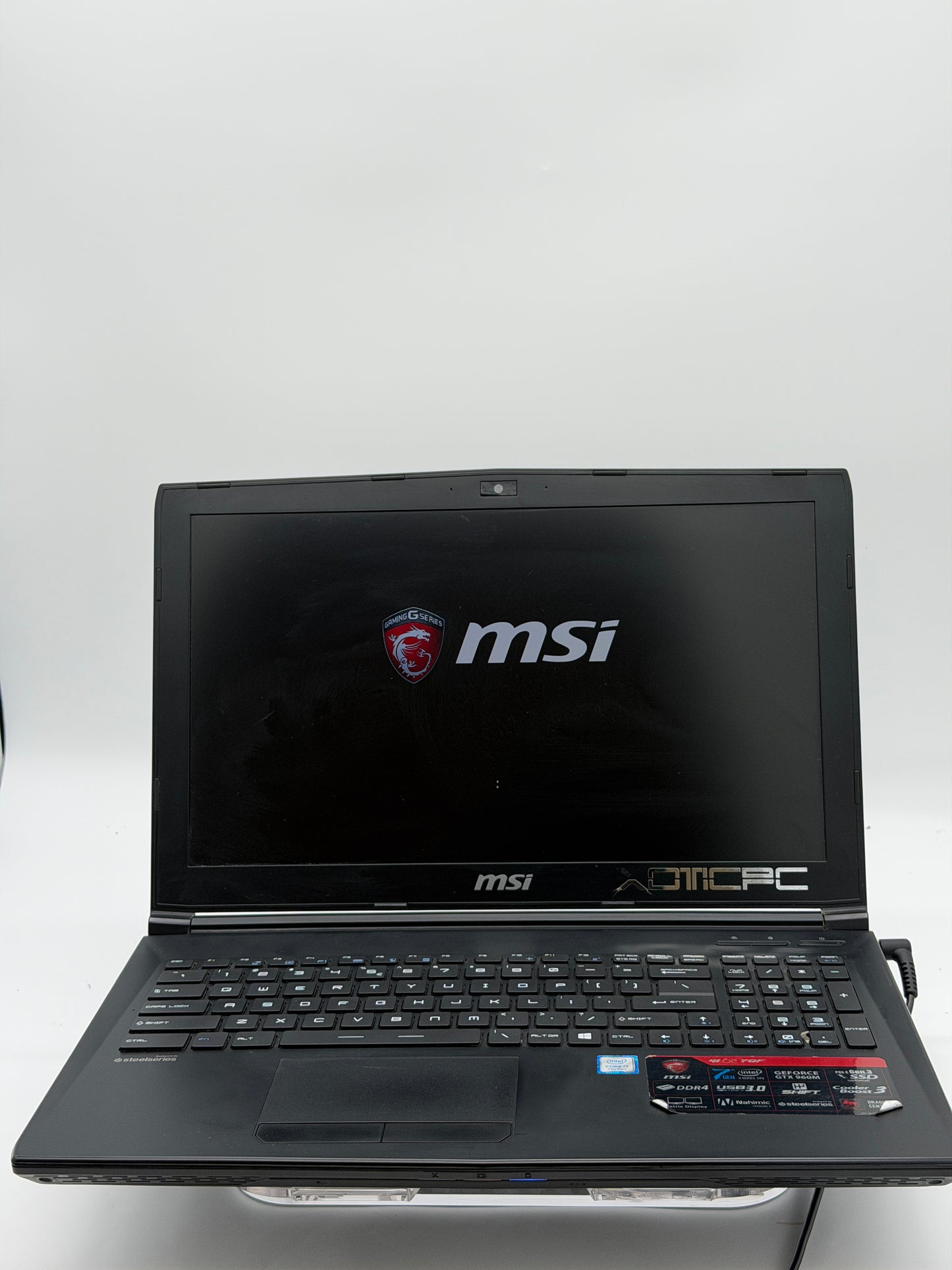 MSI Laptop MS-62 7QF 15-inch Core i7 16GB GTX 1070 1TB (Needs New Battery)