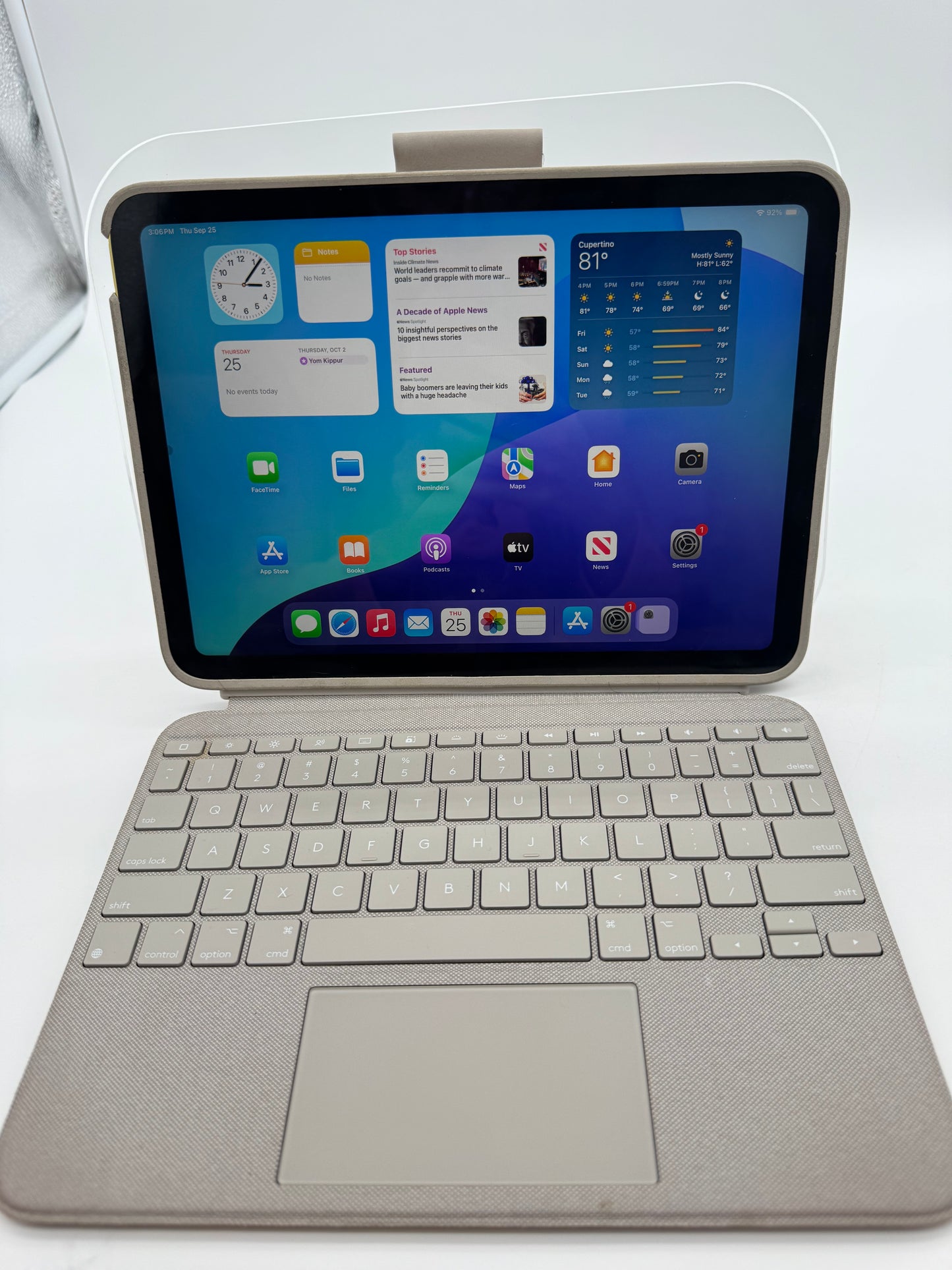 Apple iPad (10th Gen) A2696 64GB WiFi