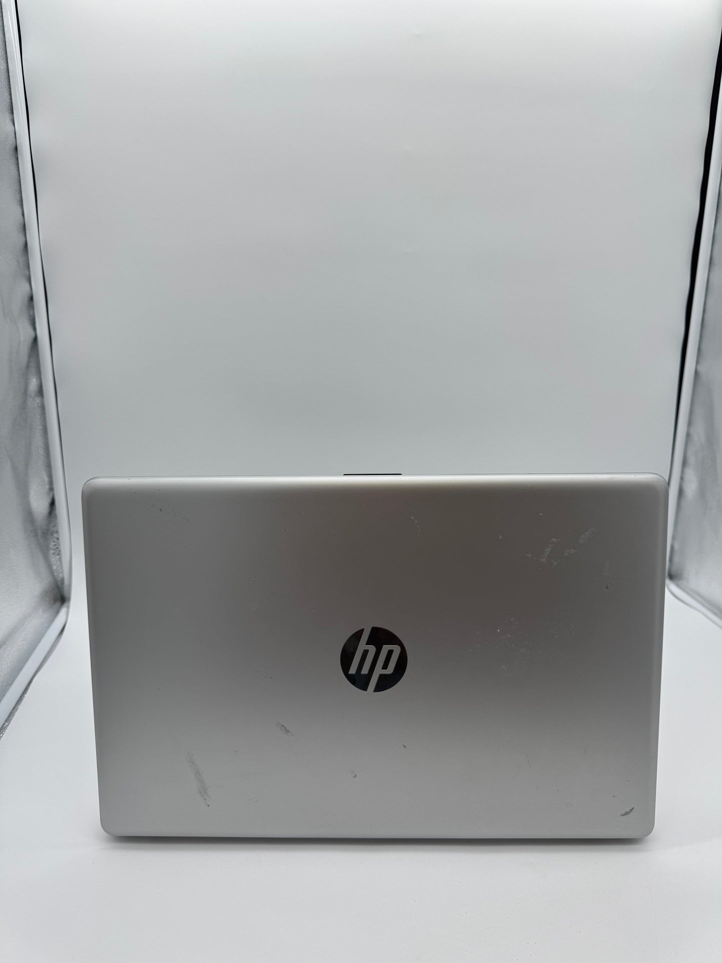 HP 17-z-ca000 Laptop 1TB 17-inch AMD A9 8GB Gray. (Parts Only)