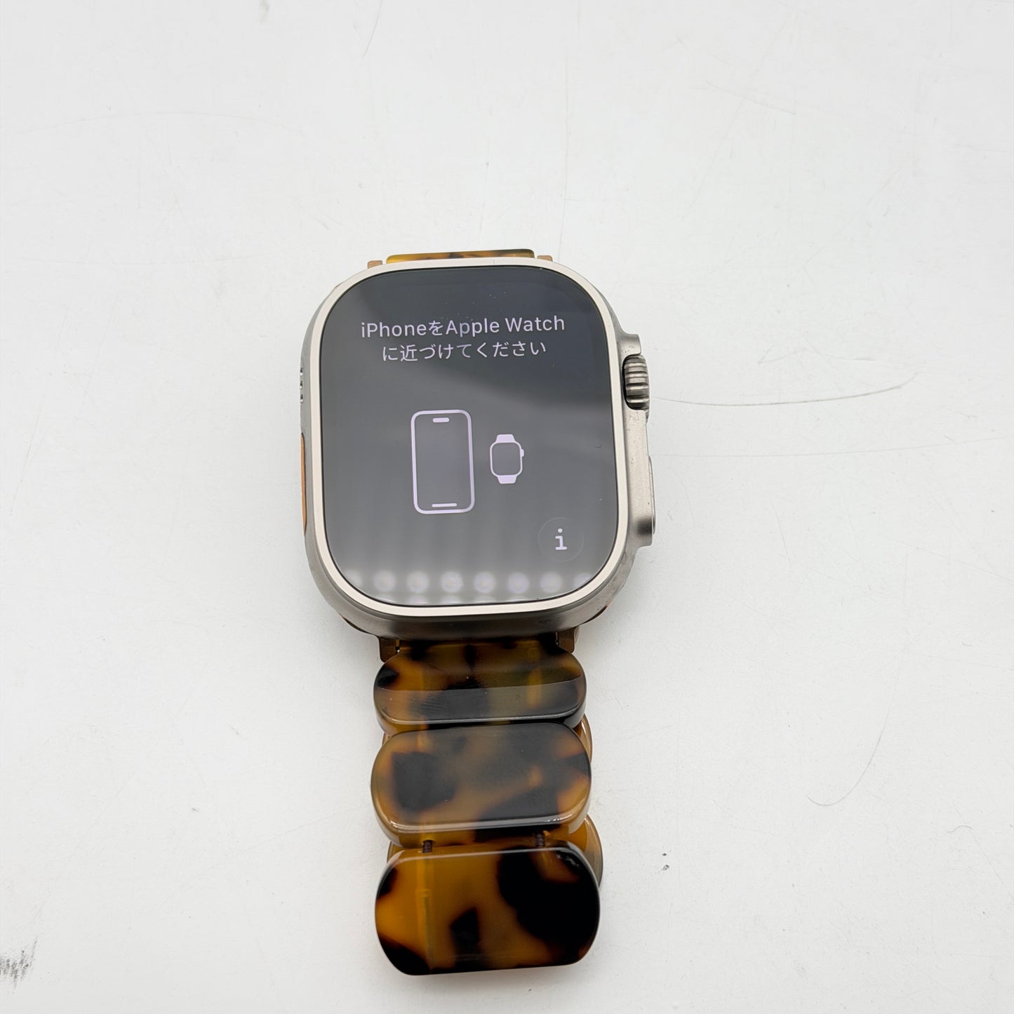 Apple Watch Ultra 2 49mm Titanium GPS + Cellular - 100% Battery Health Mint Case