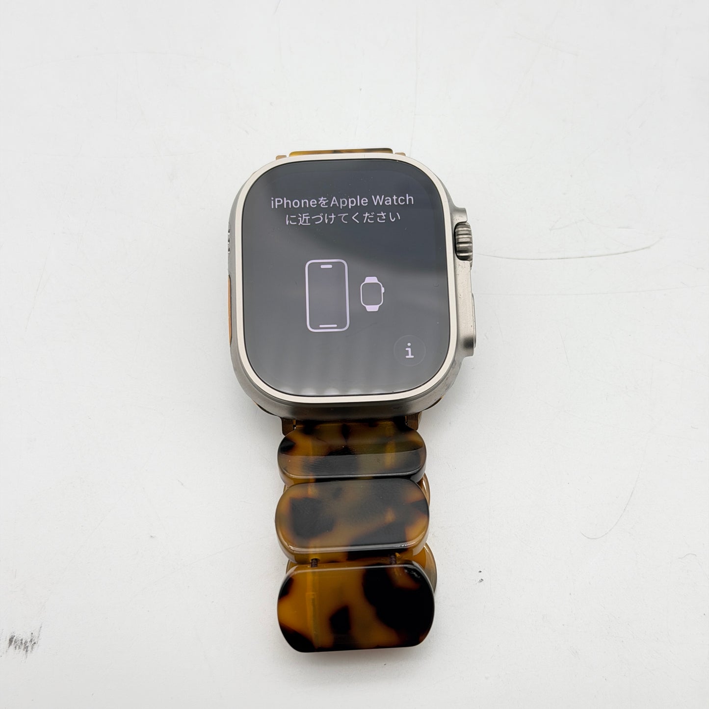 Apple Watch Ultra 2 49mm Titanium GPS + Cellular - 100% Battery Health Mint Case