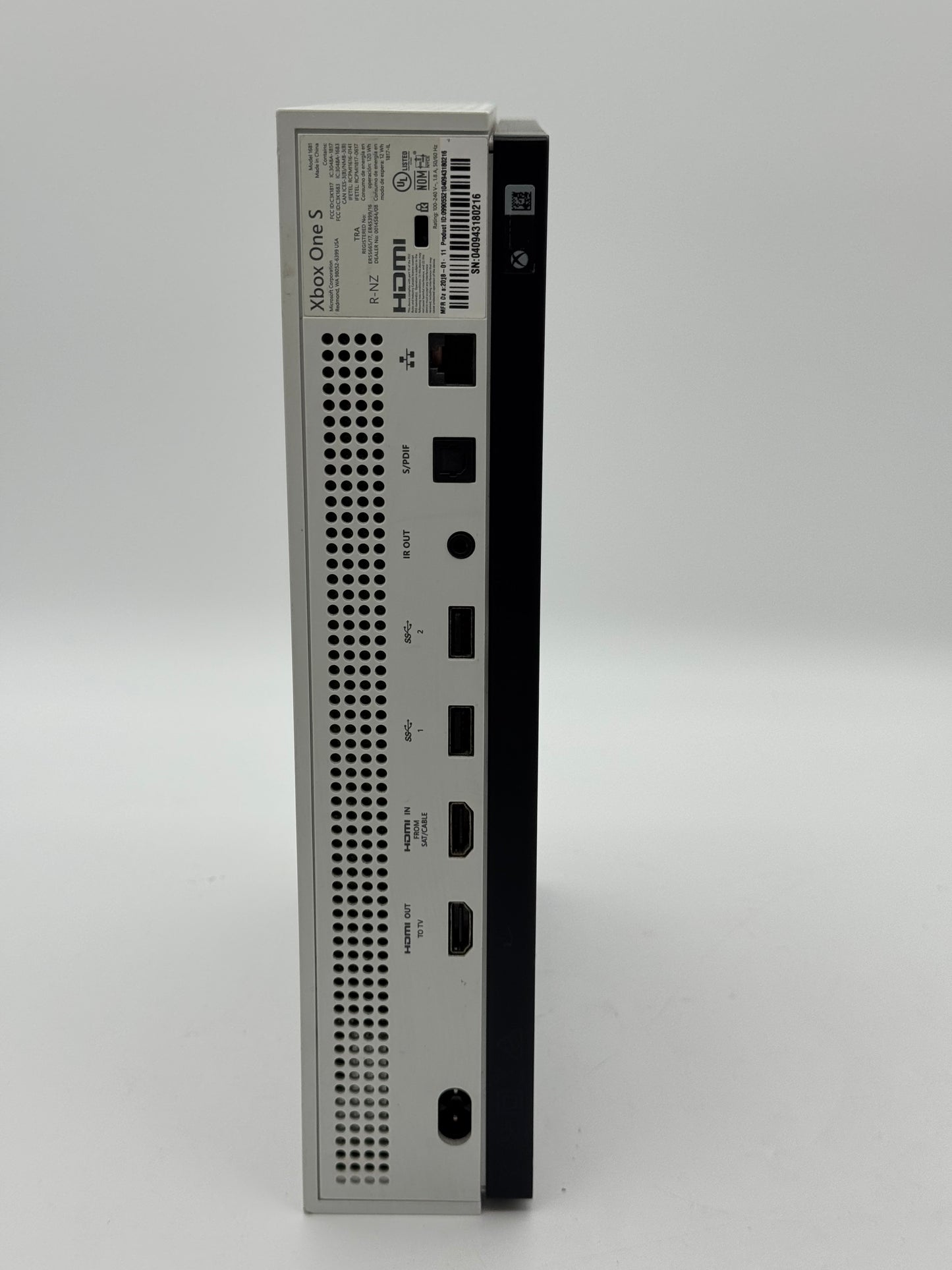 NY04-21073 - Microsoft Xbox One S 1681 500GB Video Game System White - BAD HDMI