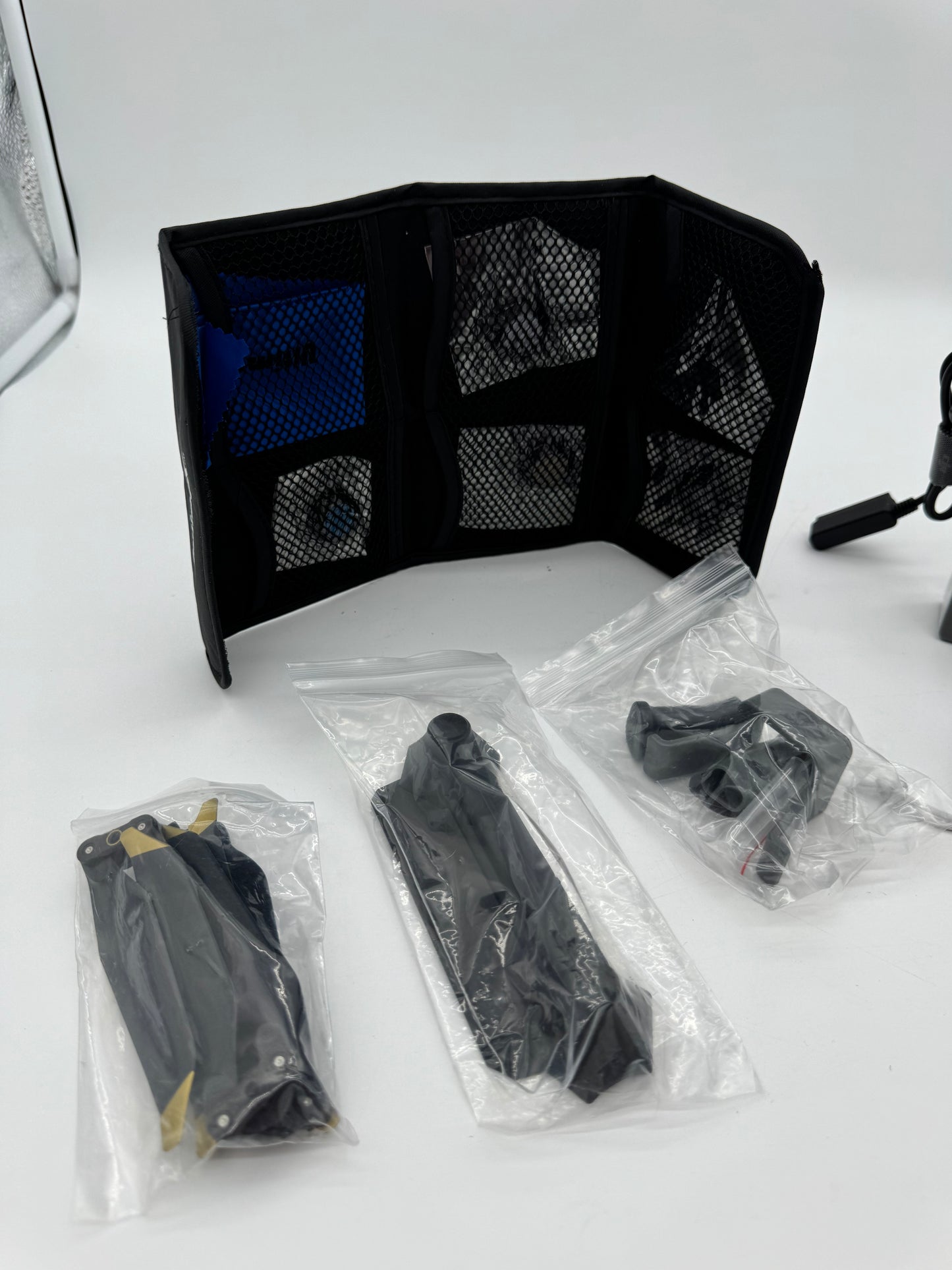 DJI Mavic Pro Platinum Gray Drone with Carry Case and 1 Good Battery