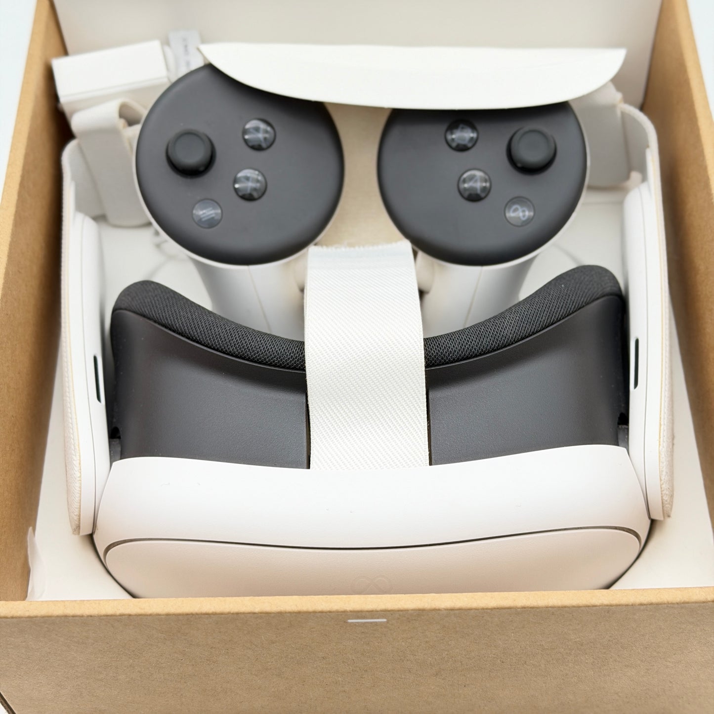 Meta 3 128GB VR Headset - Meta Quest 3 128GB All-In-One VR Headset White EXCELLENT In Original Box TESTED