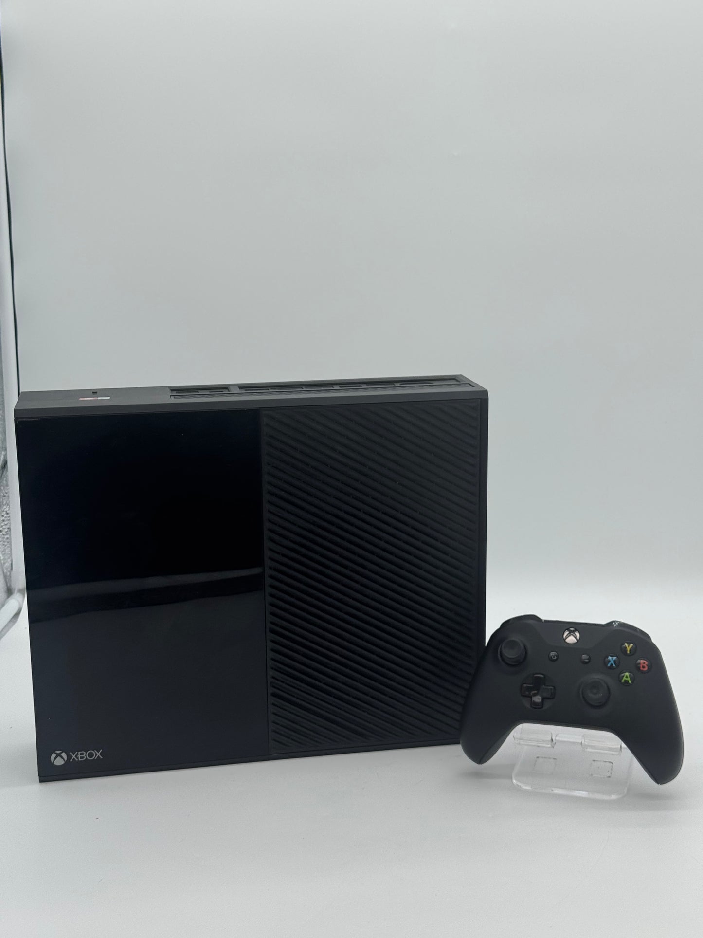 Microsoft Xbox One 2013 500GB Video Game System Black Model 1540