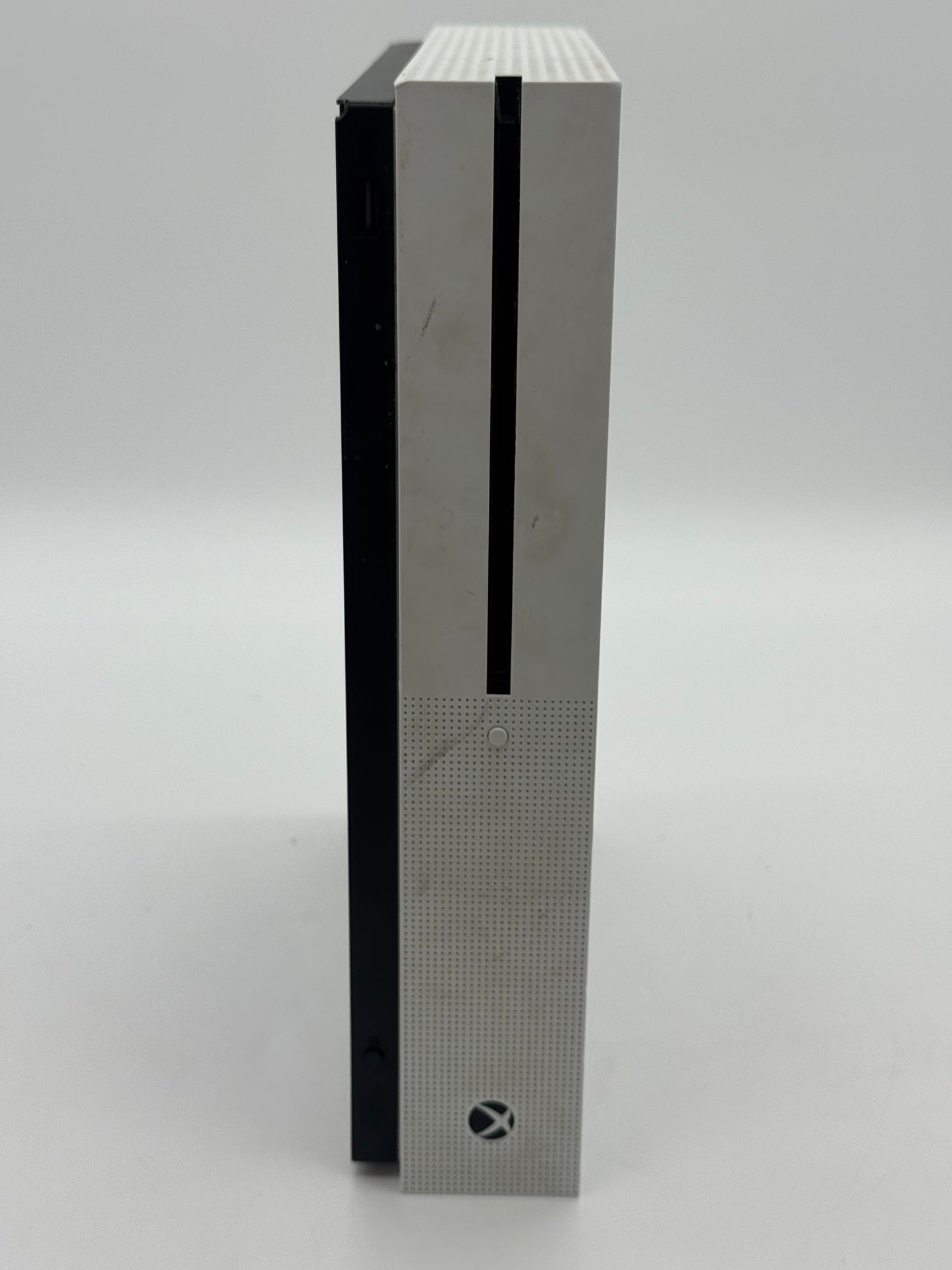 Microsoft Xbox One S 2016 (Model: 1681) - Broken - 500GB - White