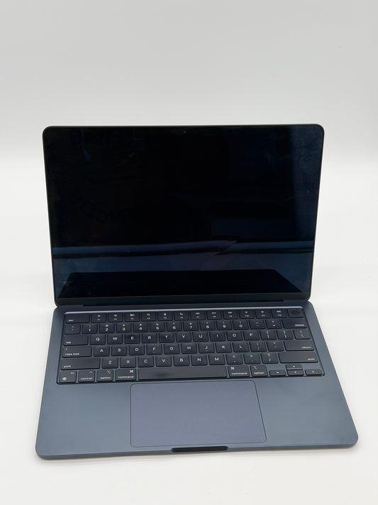 Apple MacBook Air 13.6" M2 8 Core 8GB RAM 256GB SSD Screen Broken