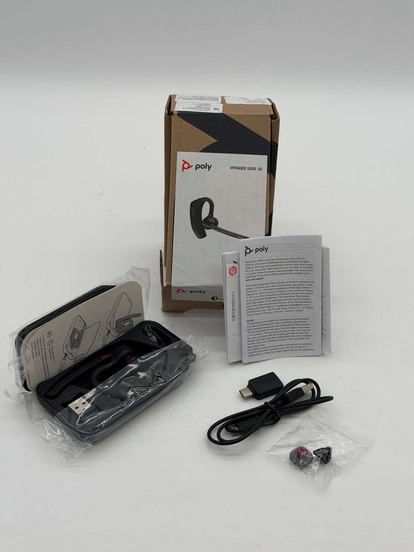 Voyager 5200 UC Plantronics by Poly Wireless Headset/Charging Case 206110-102