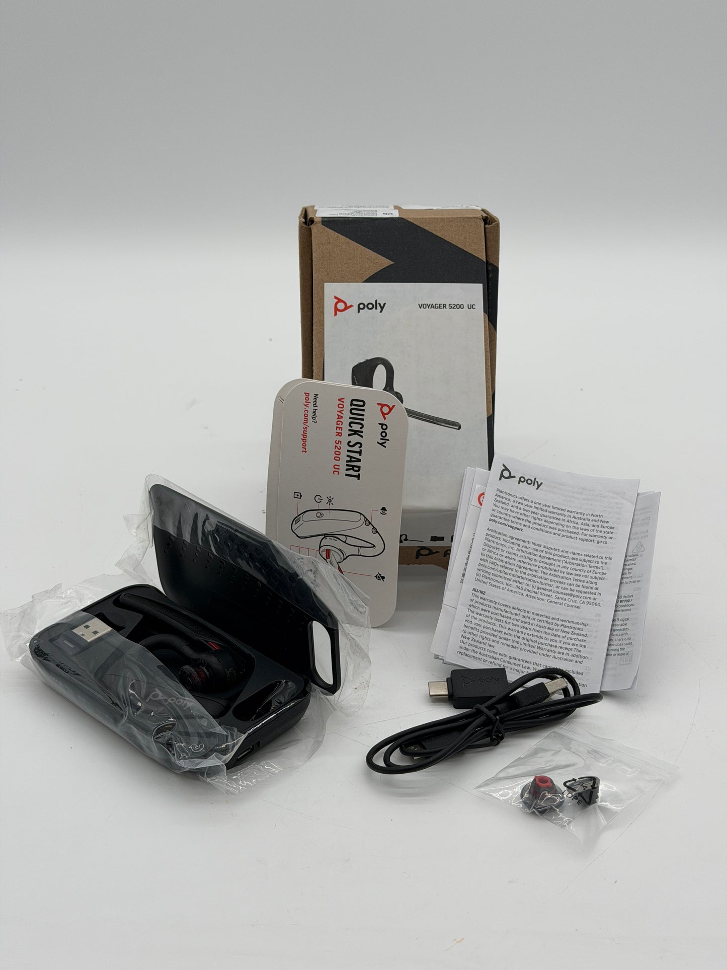 Voyager 5200 UC Plantronics by Poly Wireless Headset/Charging Case 206110-102