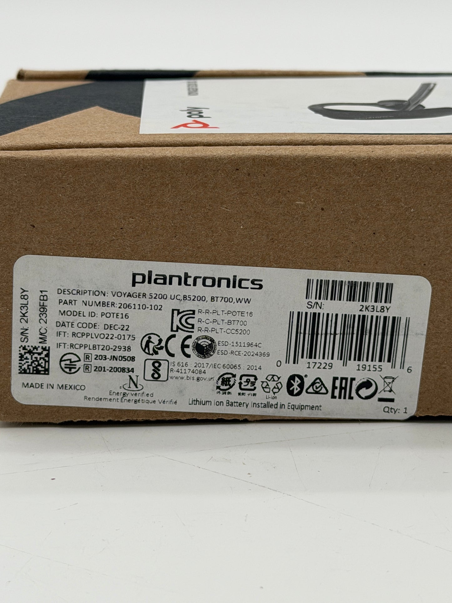 Voyager 5200 UC Plantronics by Poly Wireless Headset/Charging Case 206110-102