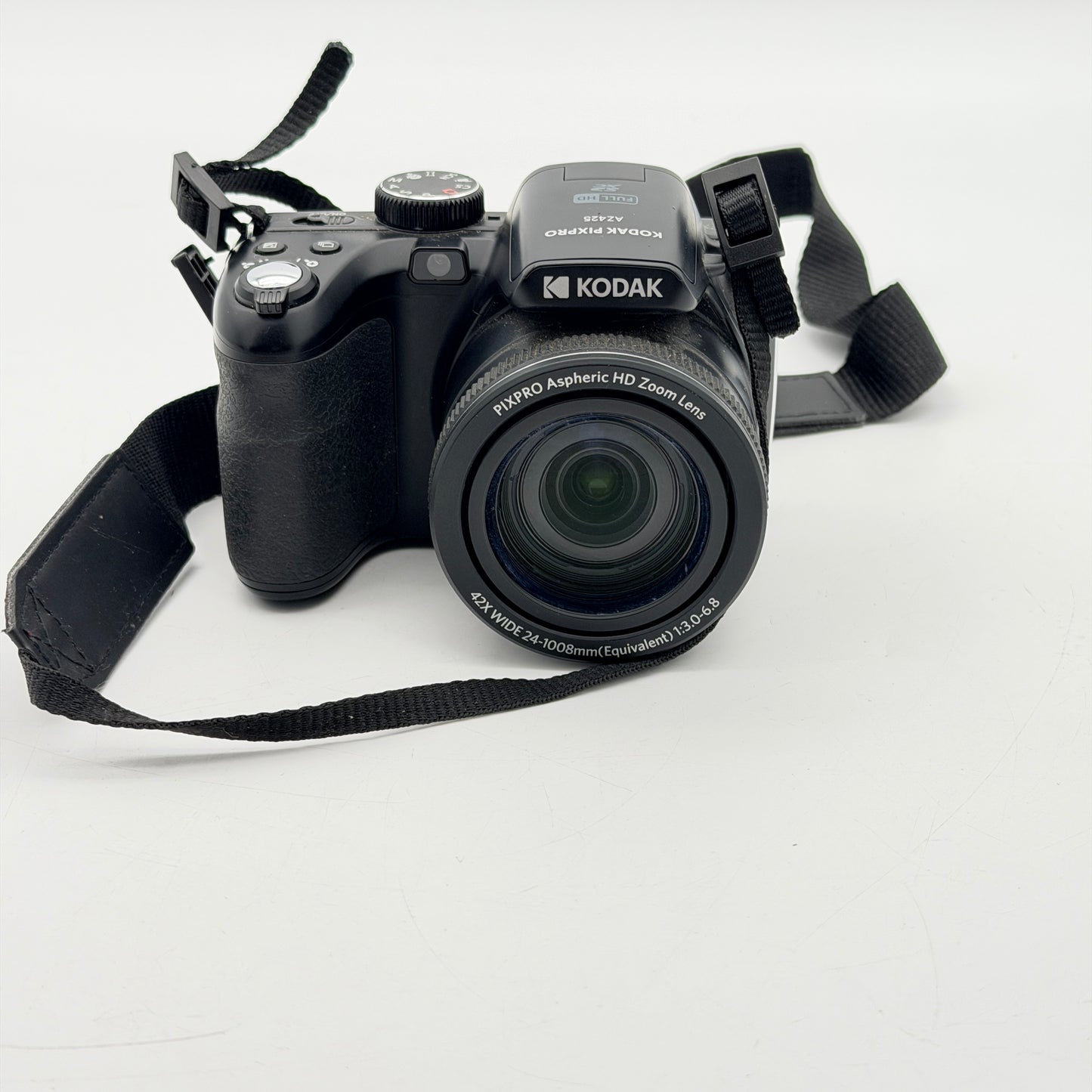 Kodak PIXPRO AZ421 16MP Digital Camera 42x Astro Zoom Black - Very Good