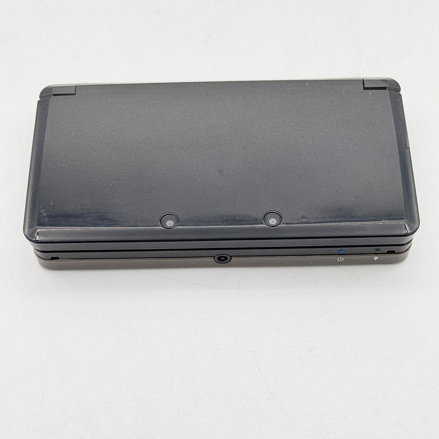 Nintendo 3DS Handheld System Gray CTR-001 w Pokemon HeartGold Game - Tested