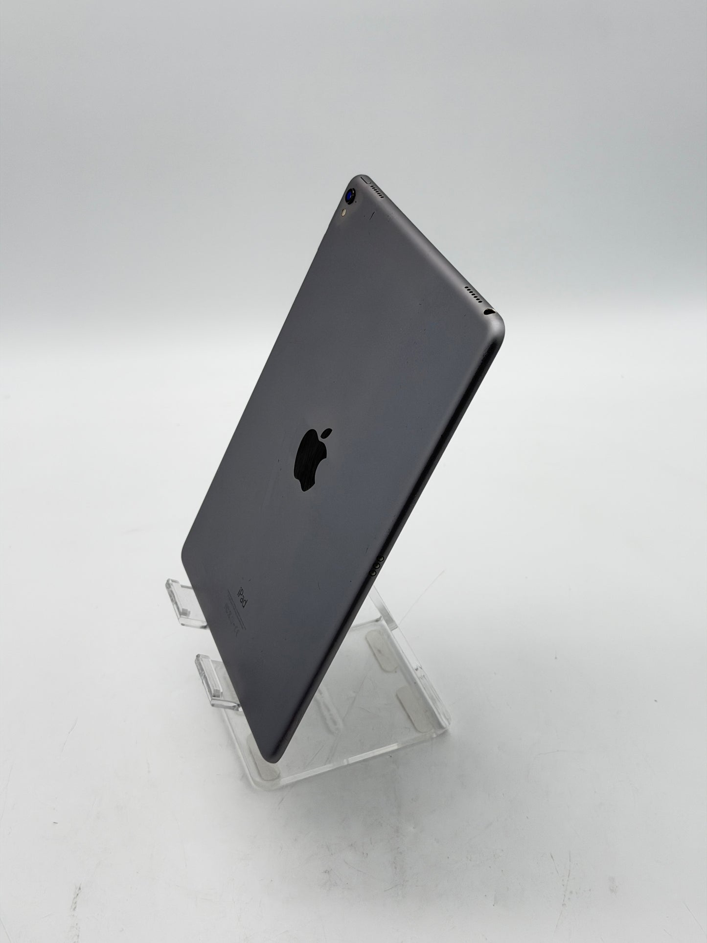 Apple iPad Pro 9.7" A1673 32GB Wi-Fi Only Space Gray Used - A