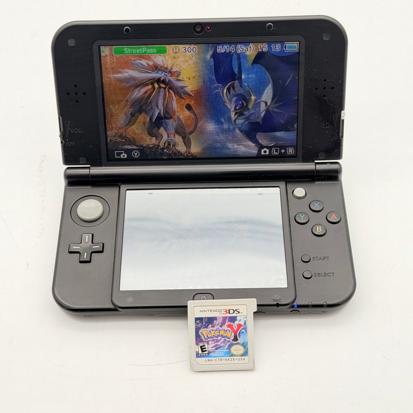Nintendo New 3DS XL Solgaleo Lunala Edition Console Pokemon Y Charger Stylus