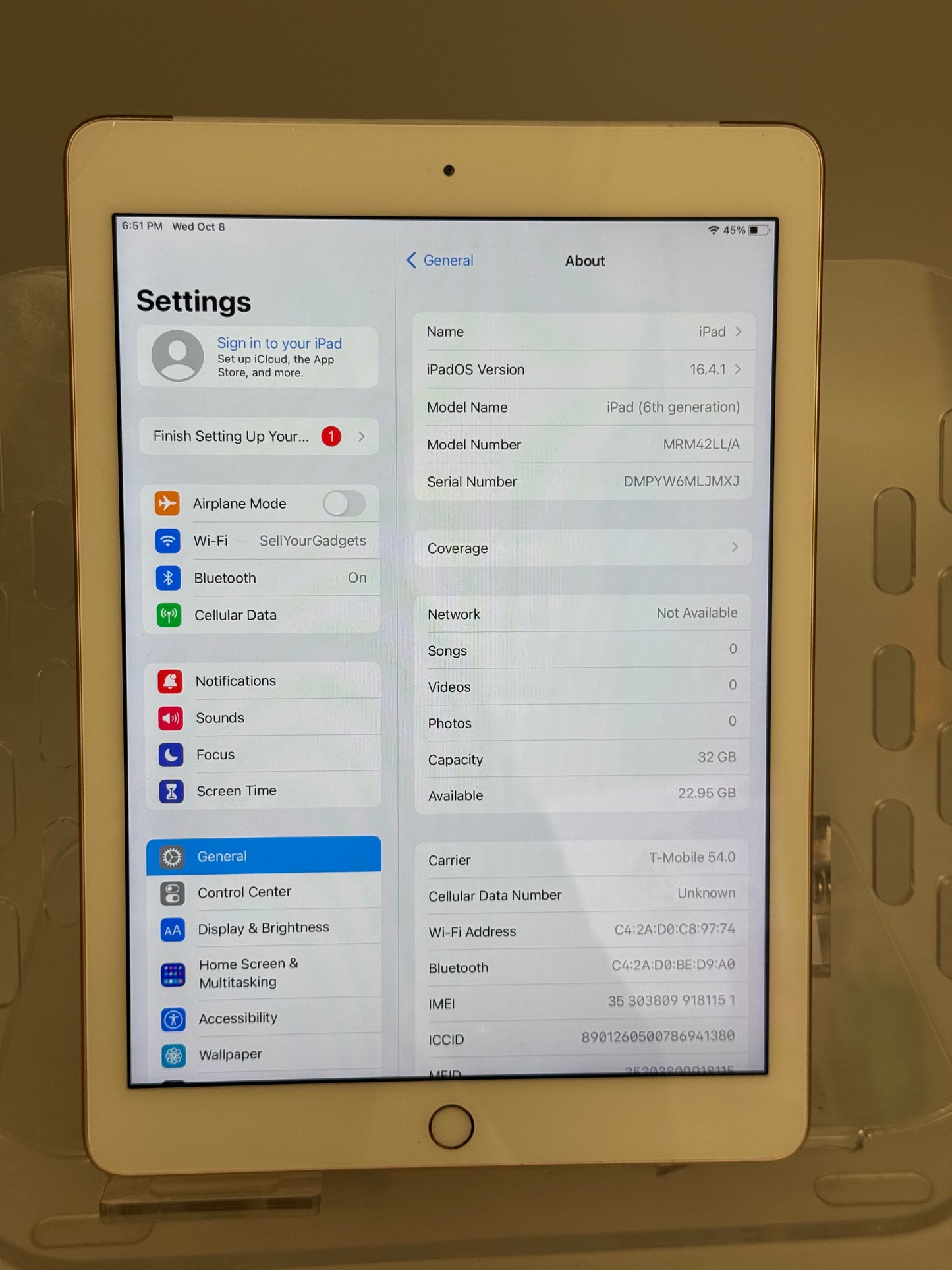 Apple iPad 6th Gen A1954 (2018) Rose Gold