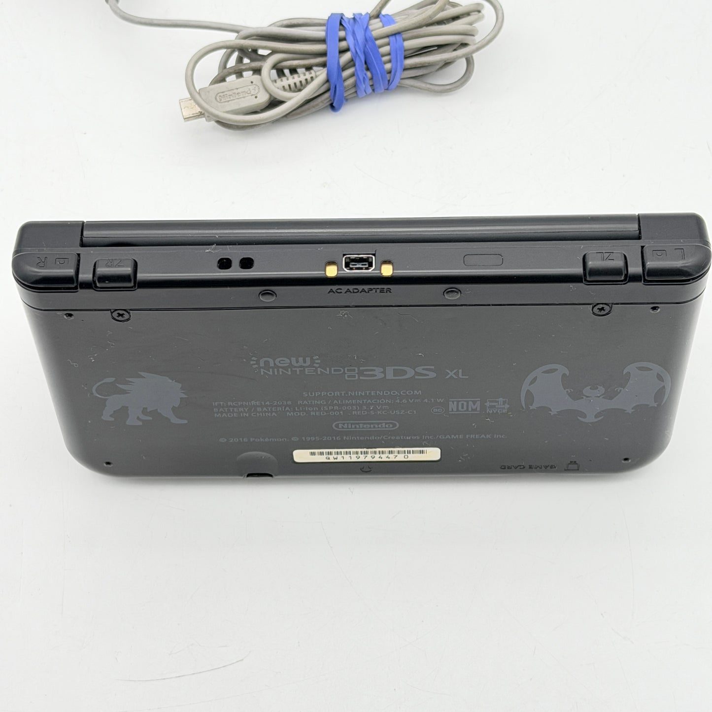 Nintendo New 3DS XL Solgaleo Lunala Edition Console Pokemon Y Charger Stylus