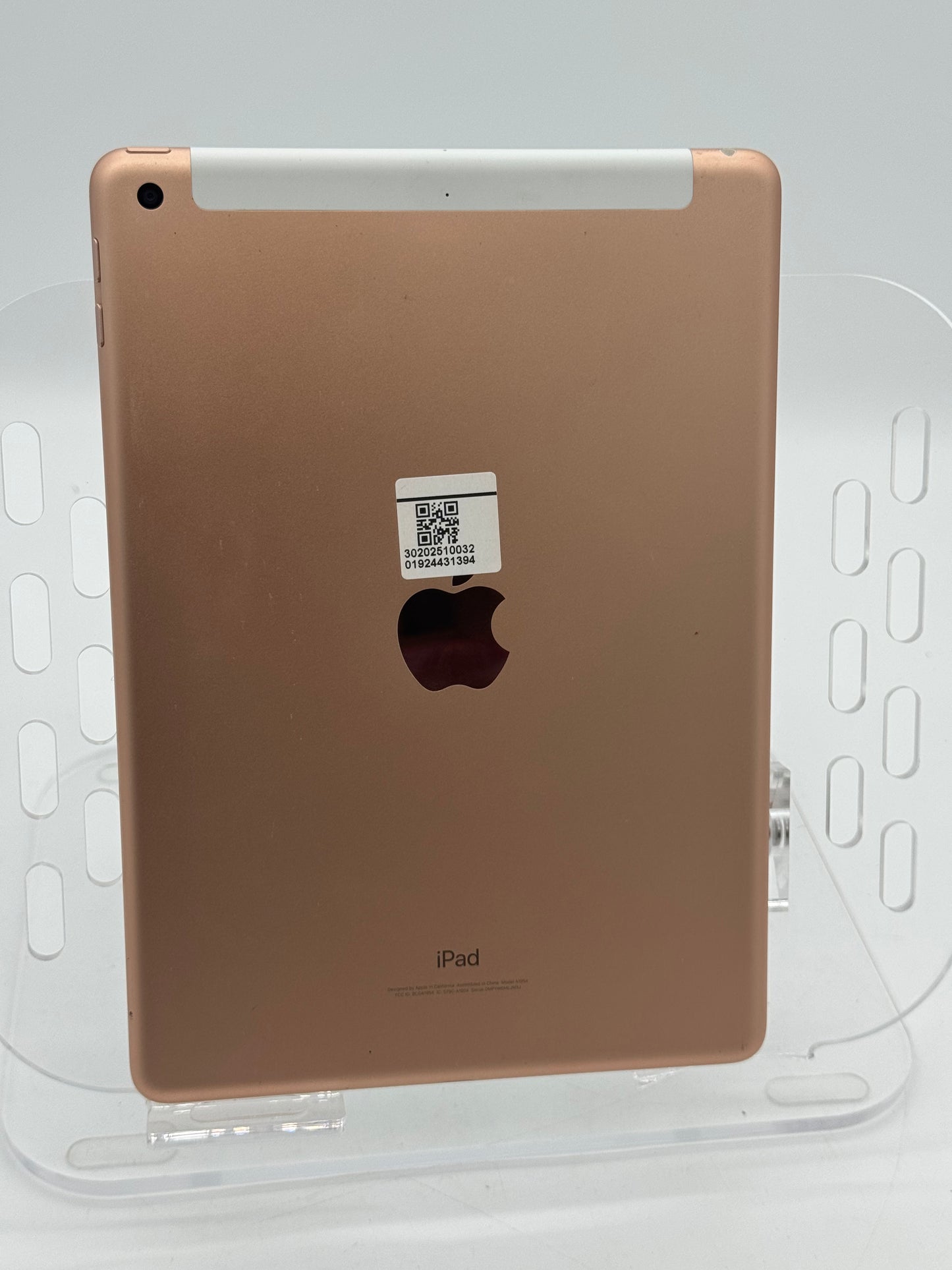Apple iPad 6th Gen A1954 (2018) Rose Gold