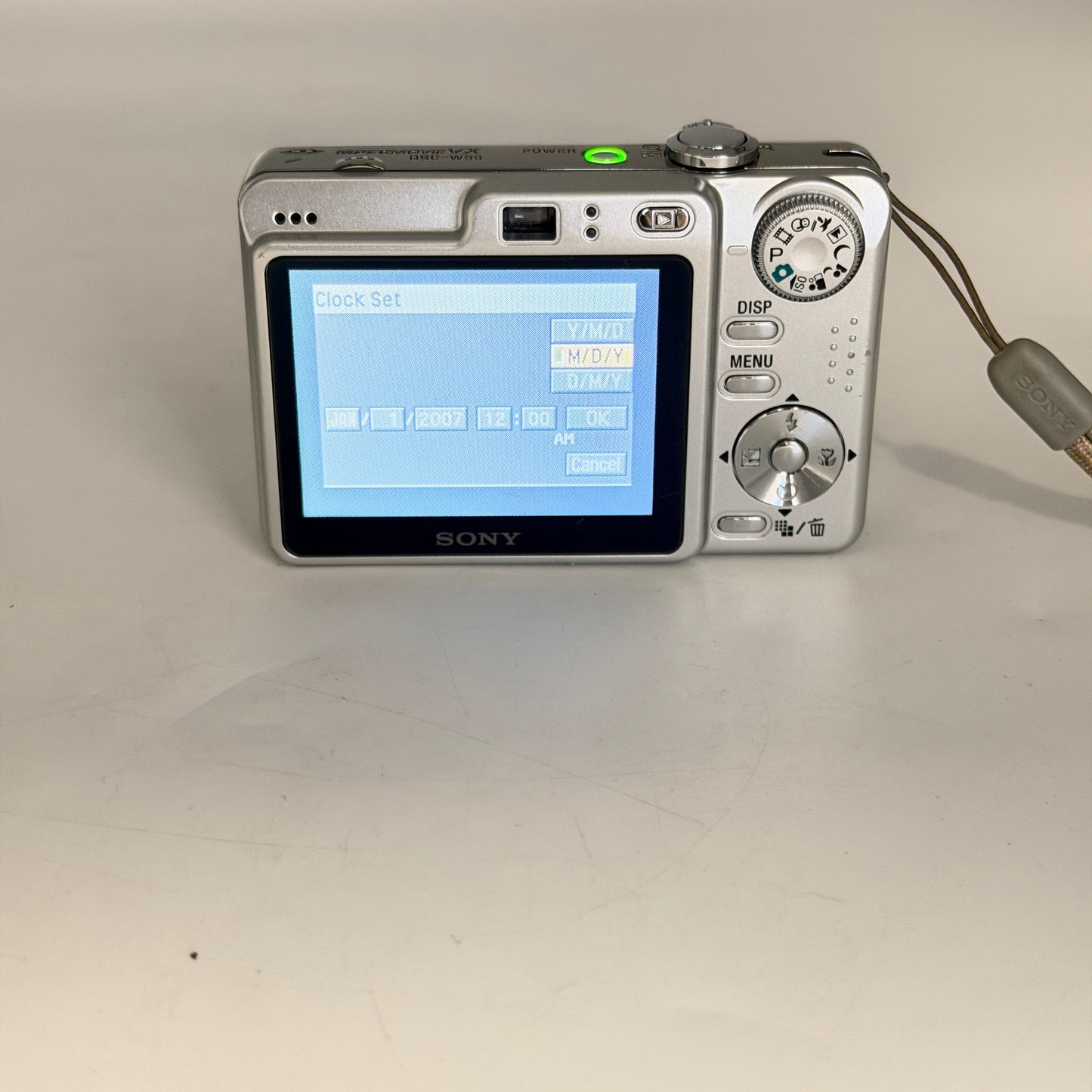 Sony Cyber-Shot DSC-W55 7.2MP Digital Camera Silver Carl Zeiss - Charger Cable CD Bundle