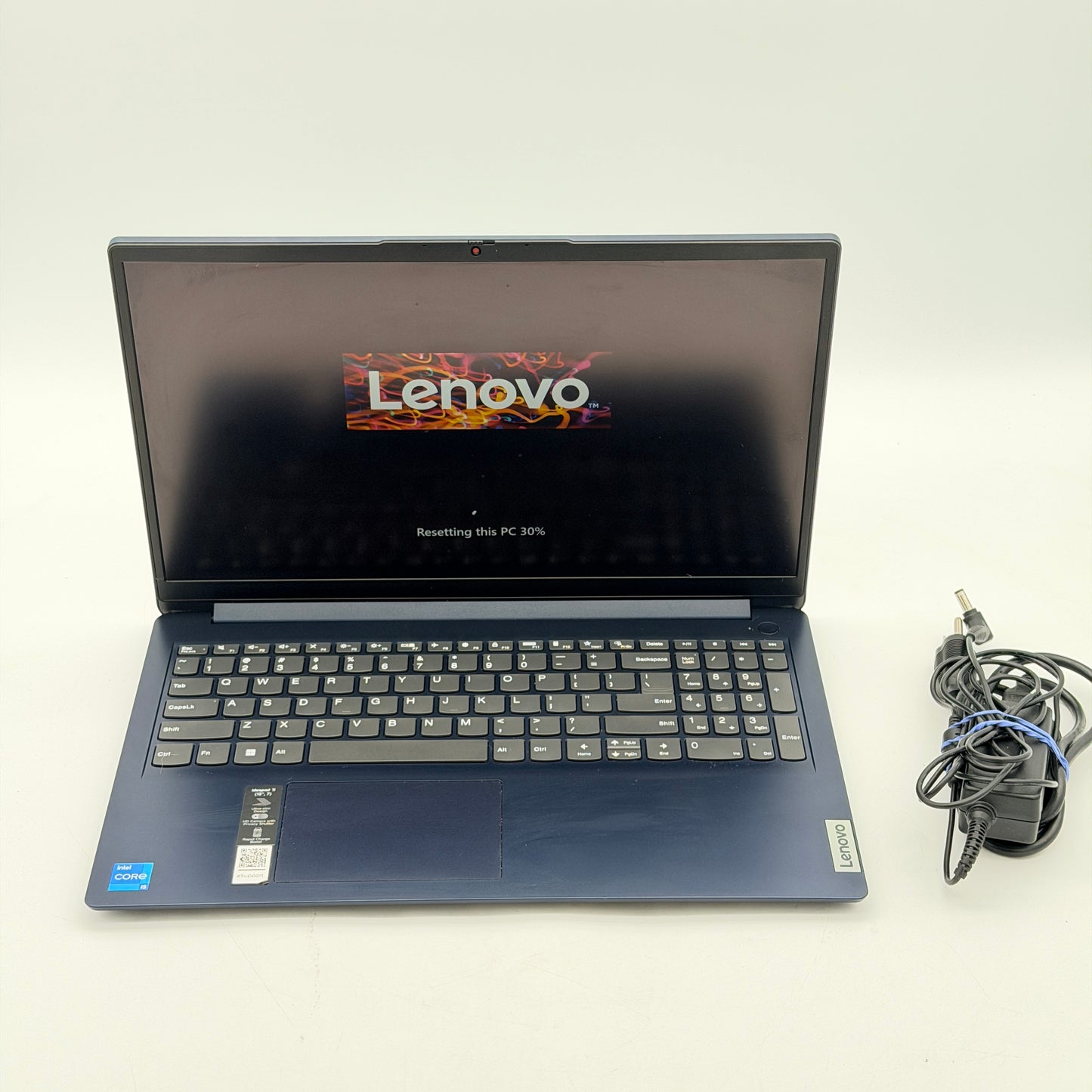 Lenovo IdeaPad 1 15IAU7 15.6" Touchscreen Laptop Intel i5 8GB 512GB SSD Blue Charger