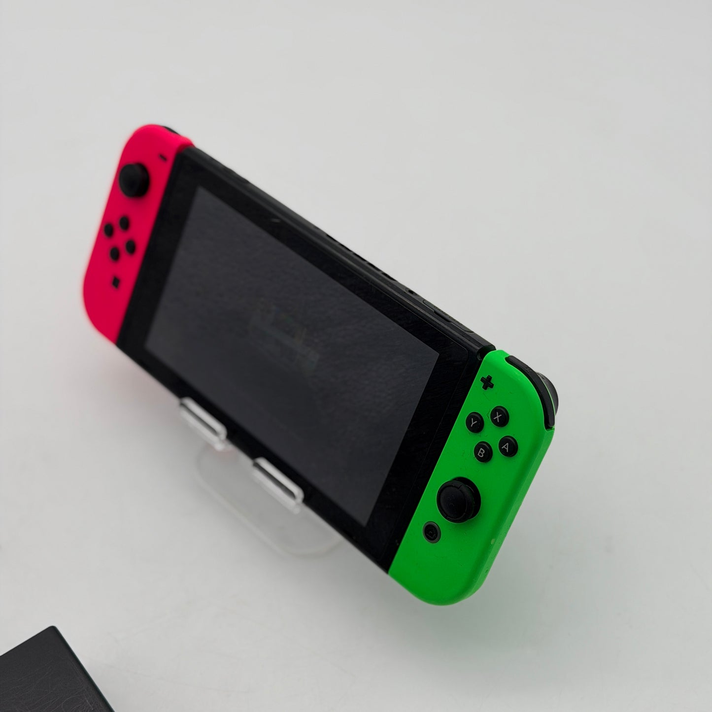 Nintendo Switch HAC-001(-01) V2 Console Neon Red Blue Tested NO DRIFT w/ Charger