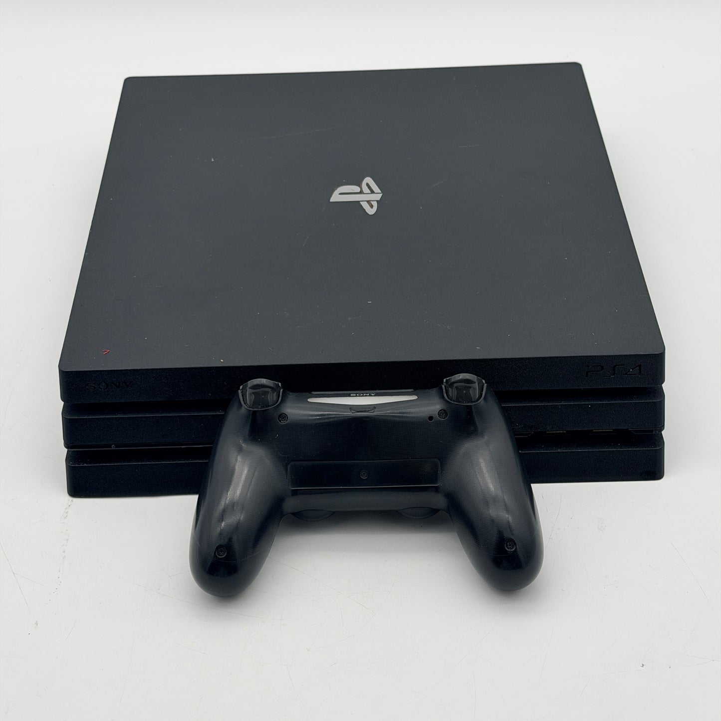 Sony PS4 Pro 1TB CUH-7215B Black Console Bundle Cords Controller 6 Games Tested