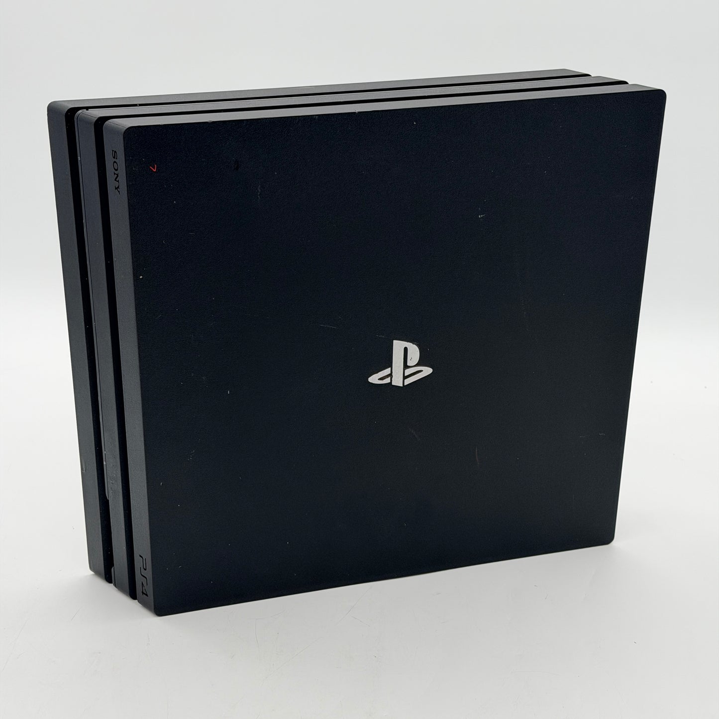 Sony PS4 Pro 1TB CUH-7215B Black Console Bundle Cords Controller 6 Games Tested