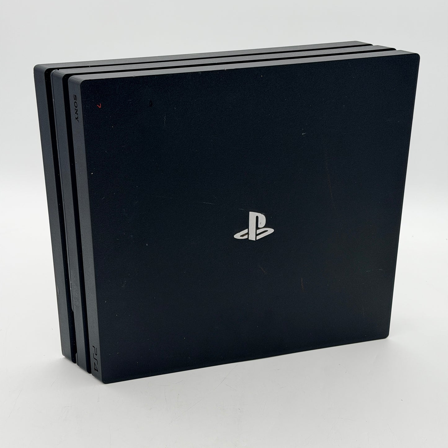 Sony PS4 Pro 1TB CUH-7215B Black Console Bundle Cords Controller 6 Games Tested