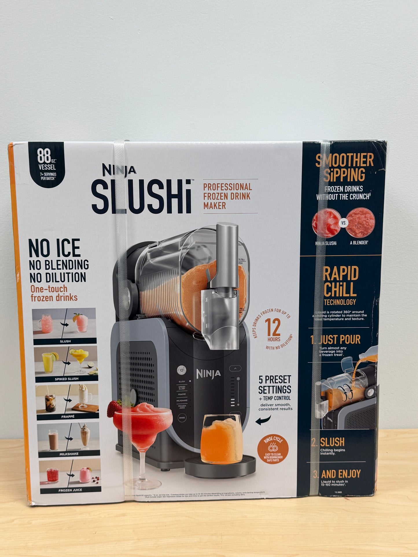 New Ninja SLUSHi 88oz Professional Frozen Drink Maker FS301