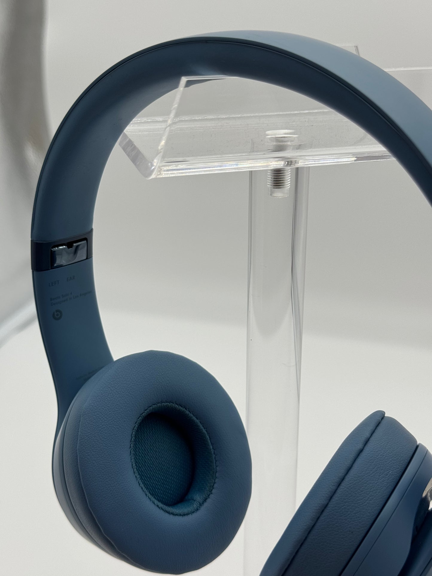 Beats Solo 4 Headphones Blue - Used A - Carrying Case Included