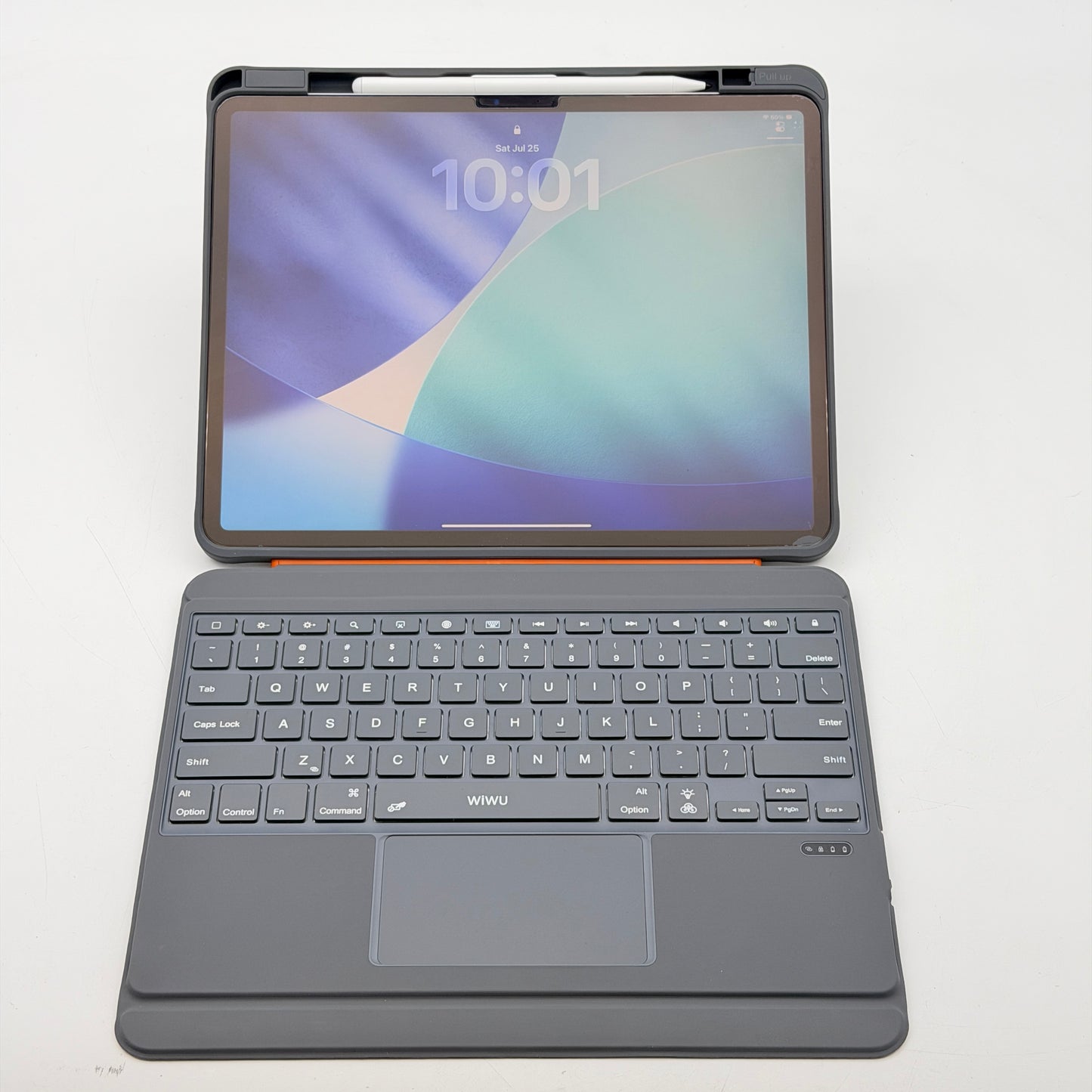 Apple iPad Air 13" M3 128GB Space Gray Wi-Fi MCNH4LL/A w/ Keyboard Folio Pencil