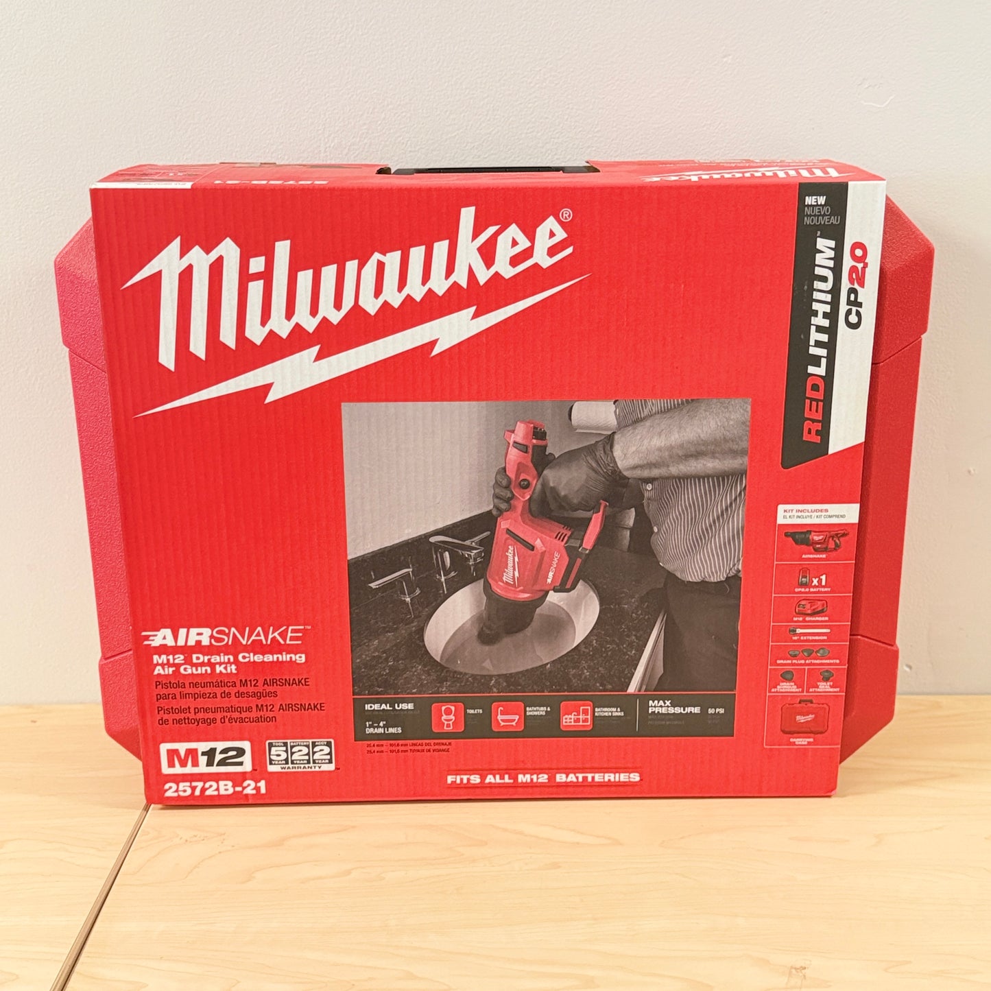 Milwaukee M12 AIRSNAKE Drain Cleaning Air Gun Kit 2572B-21 Battery Charger Case