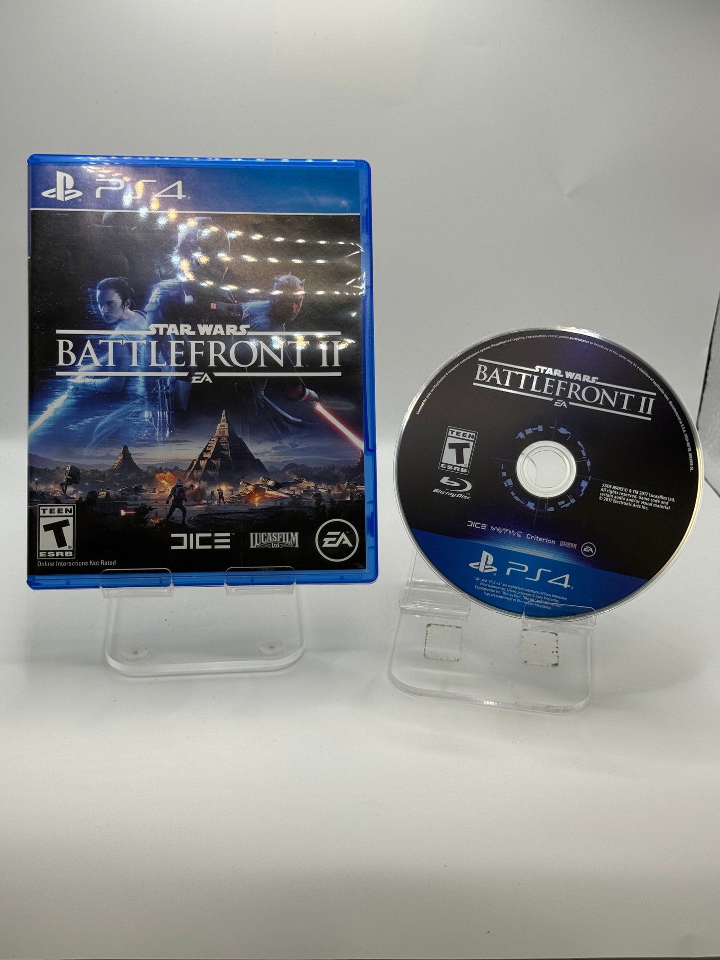 Playstation 4 Star Wars: Battlefront II - Used with Box