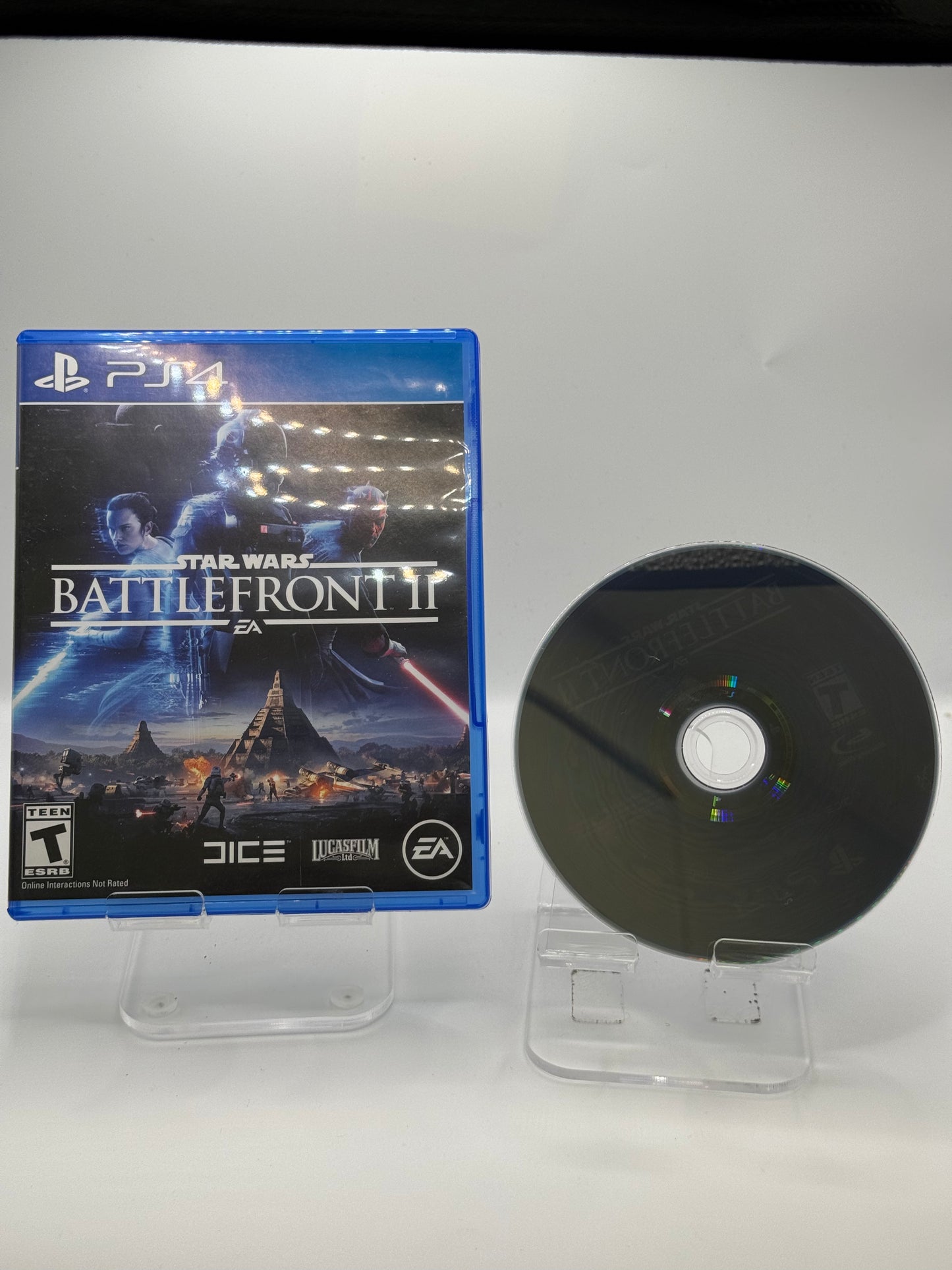 Playstation 4 Star Wars: Battlefront II - Used with Box