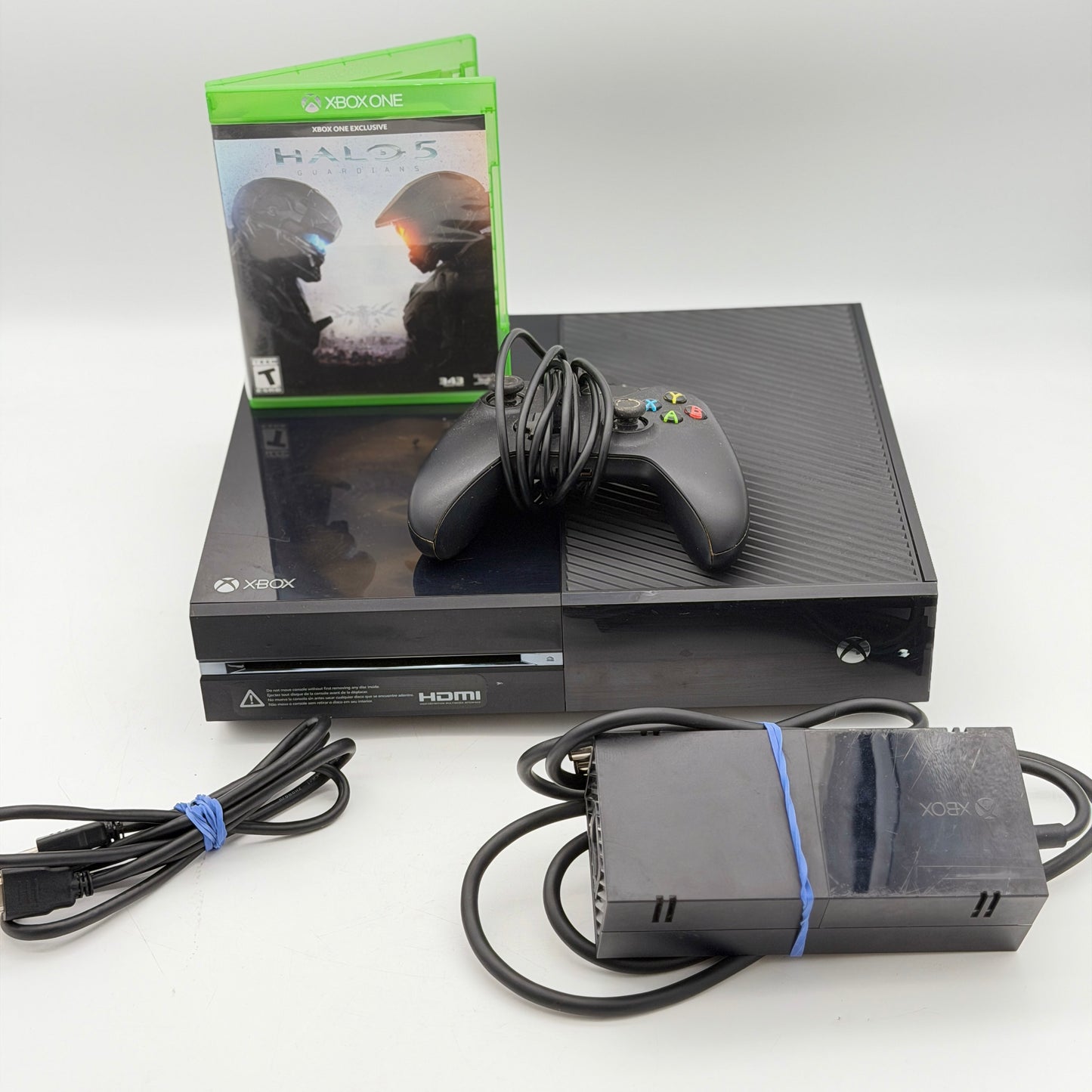 Microsoft Xbox One Original 500GB Console (Model 1540) Black Bundle with Controller & Game