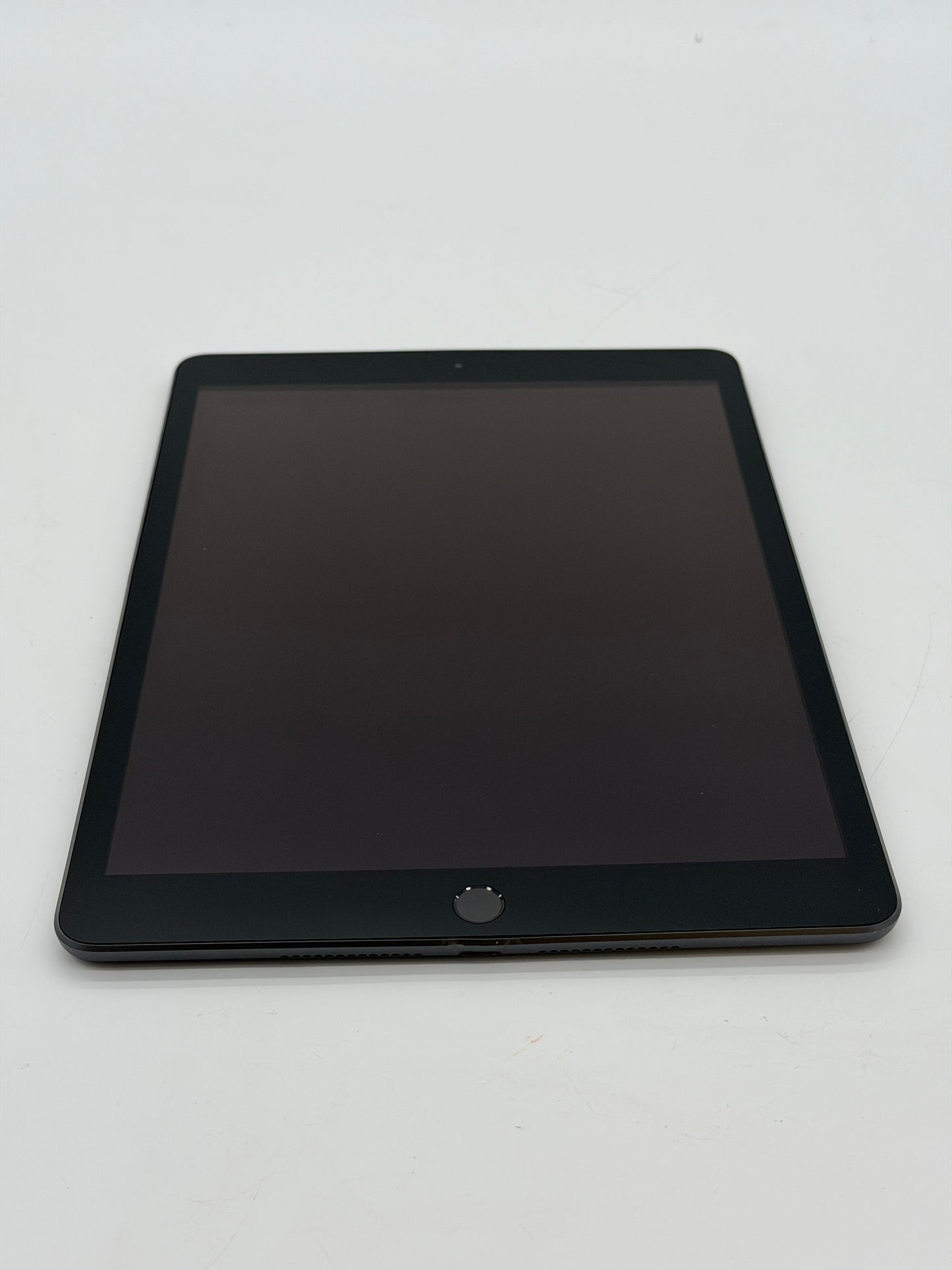 Apple iPad 7th Gen A2197 128GB Space Gray
