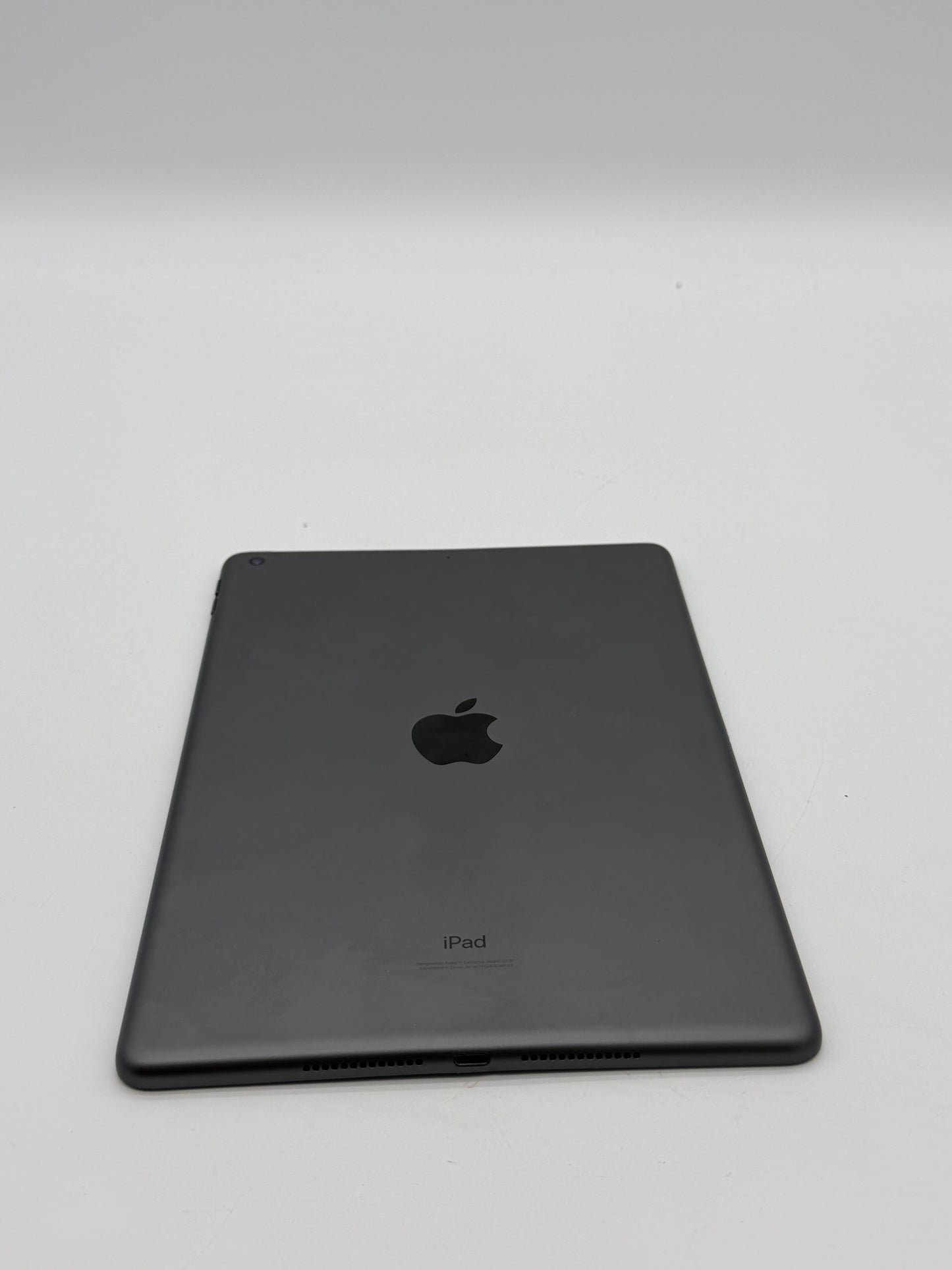 Apple iPad 7th Gen A2197 128GB Space Gray