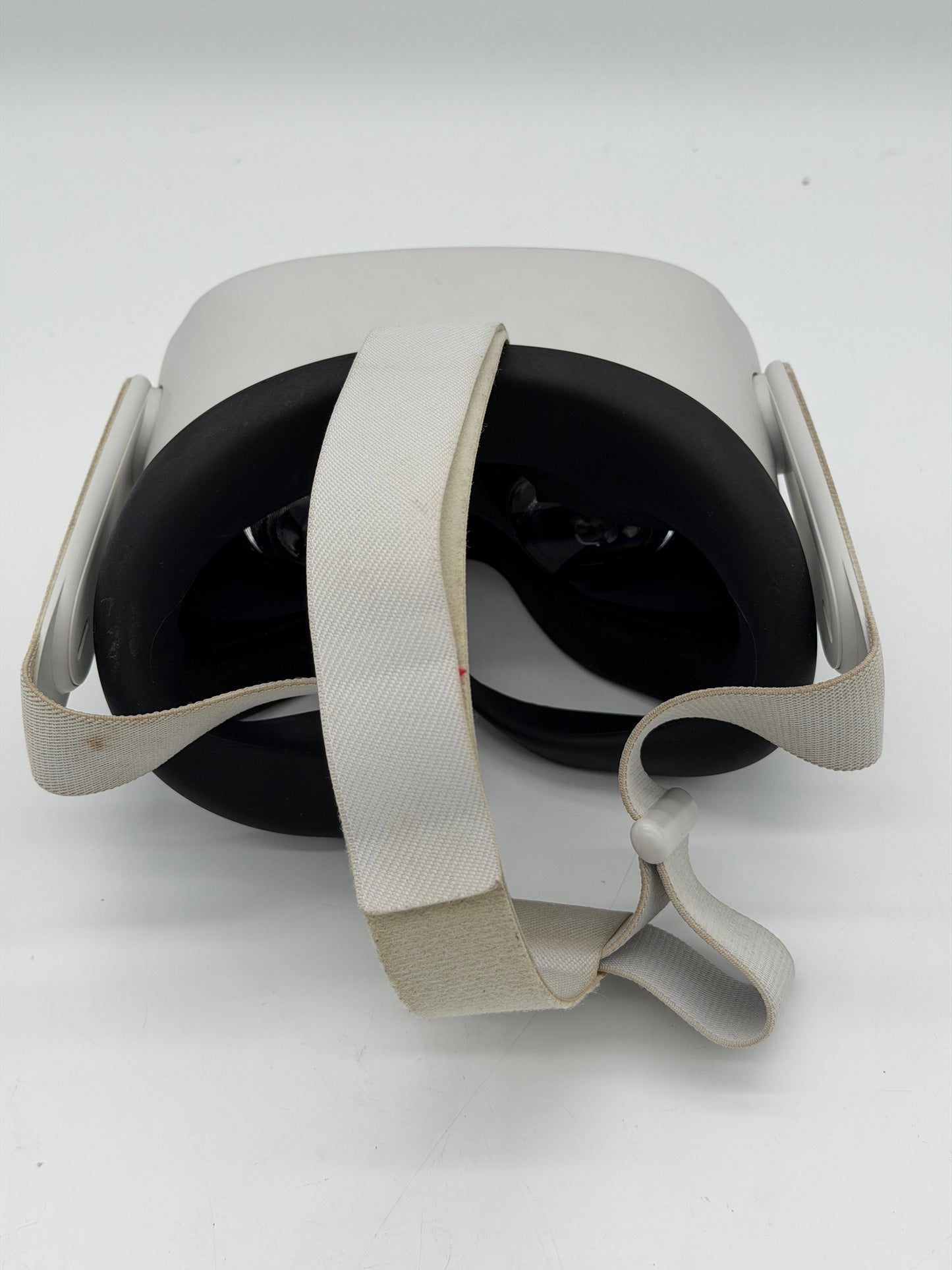 Meta Oculus Quest 2 128GB Advanced All-In-One VR Headset - Controllers included